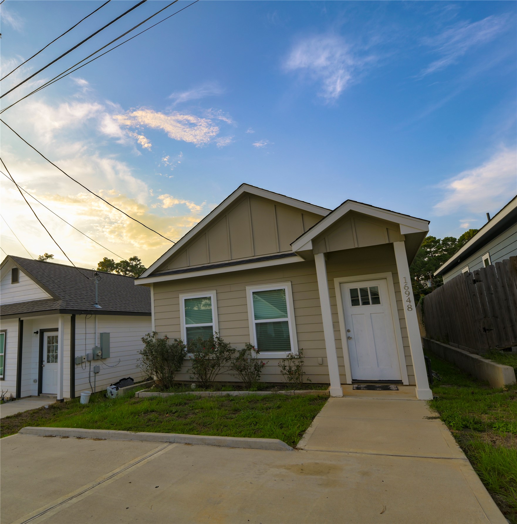 16948 W Dounreay St Property Photo 2
