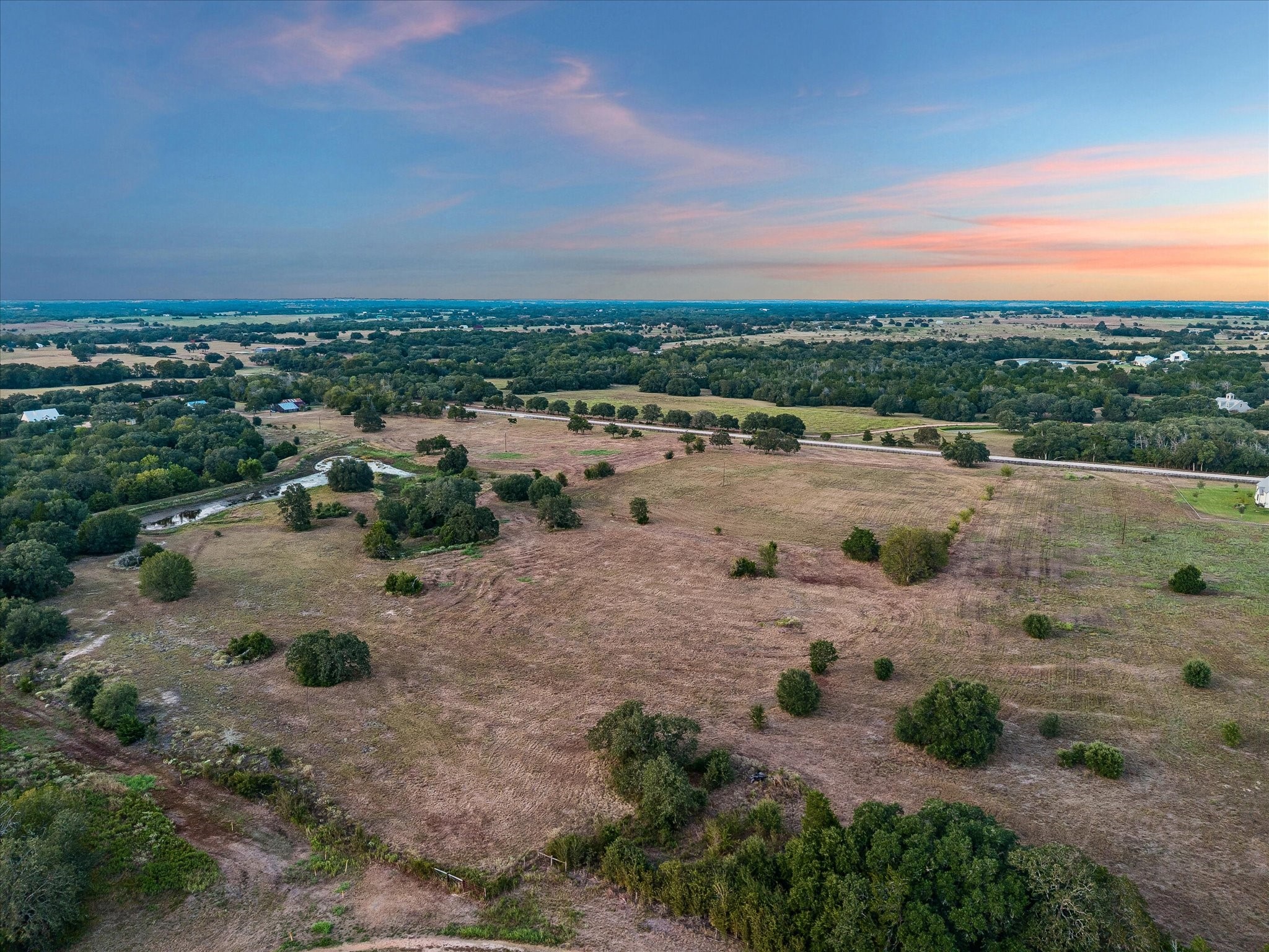 4 Round Top Farms Drive Property Photo 4