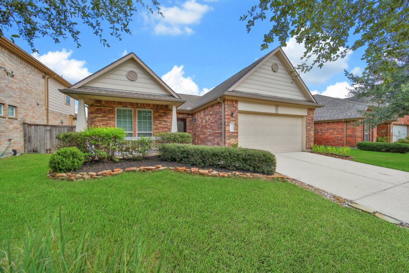 21522 Venture Park Drive Property Photo 1