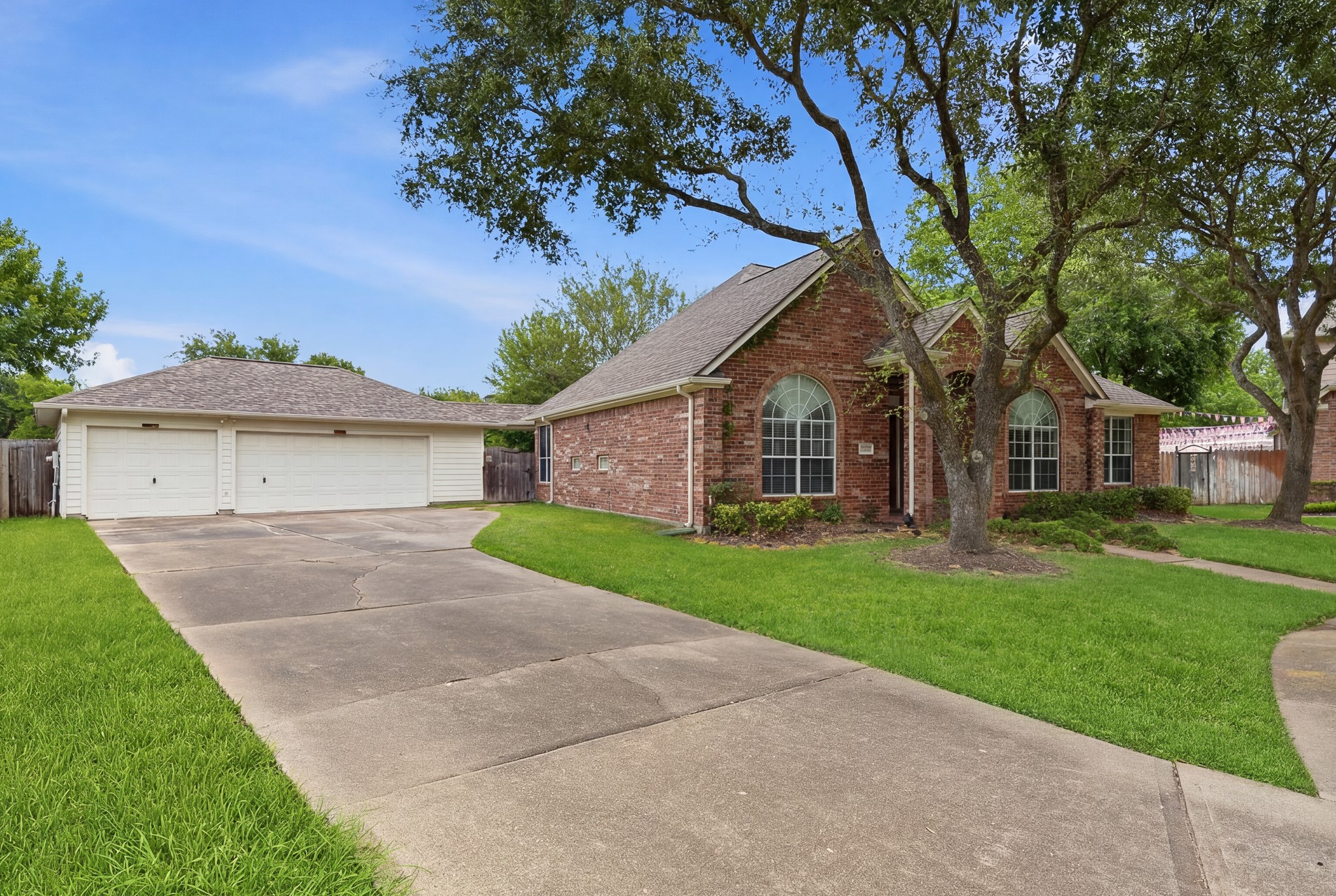 6523 Canyon Chase Drive Property Photo 4