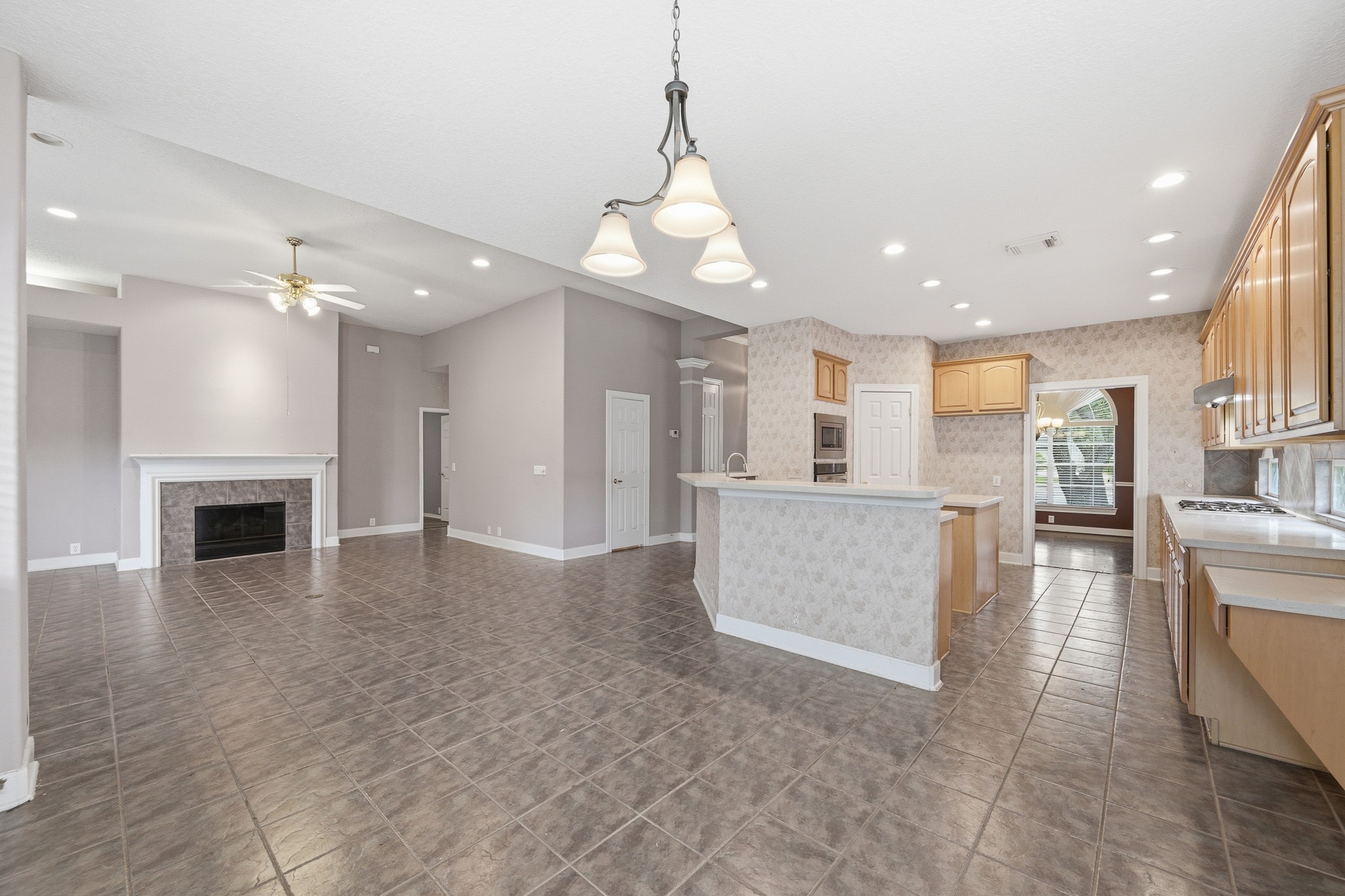6523 Canyon Chase Drive Property Photo 14