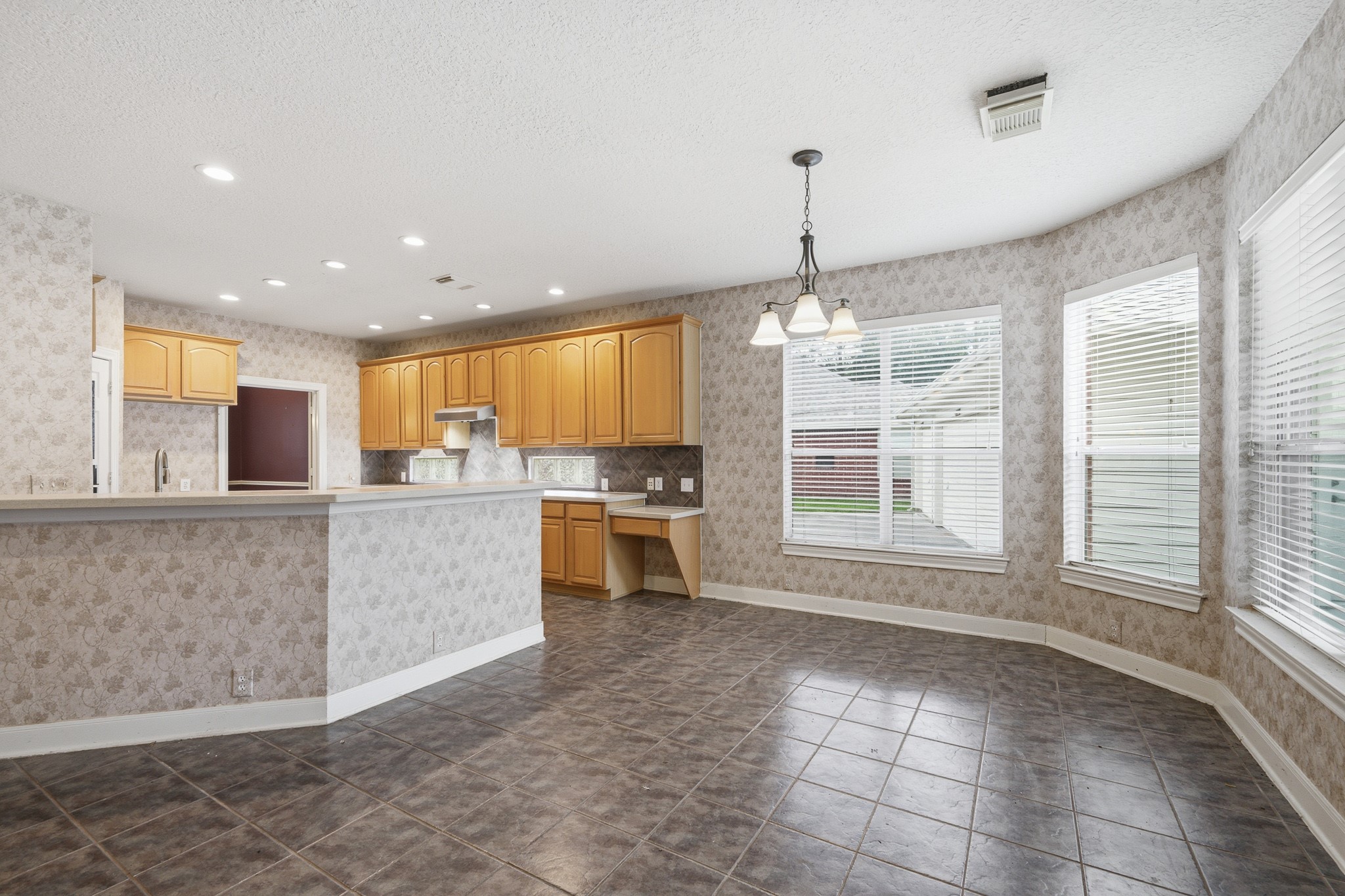 6523 Canyon Chase Drive Property Photo 20