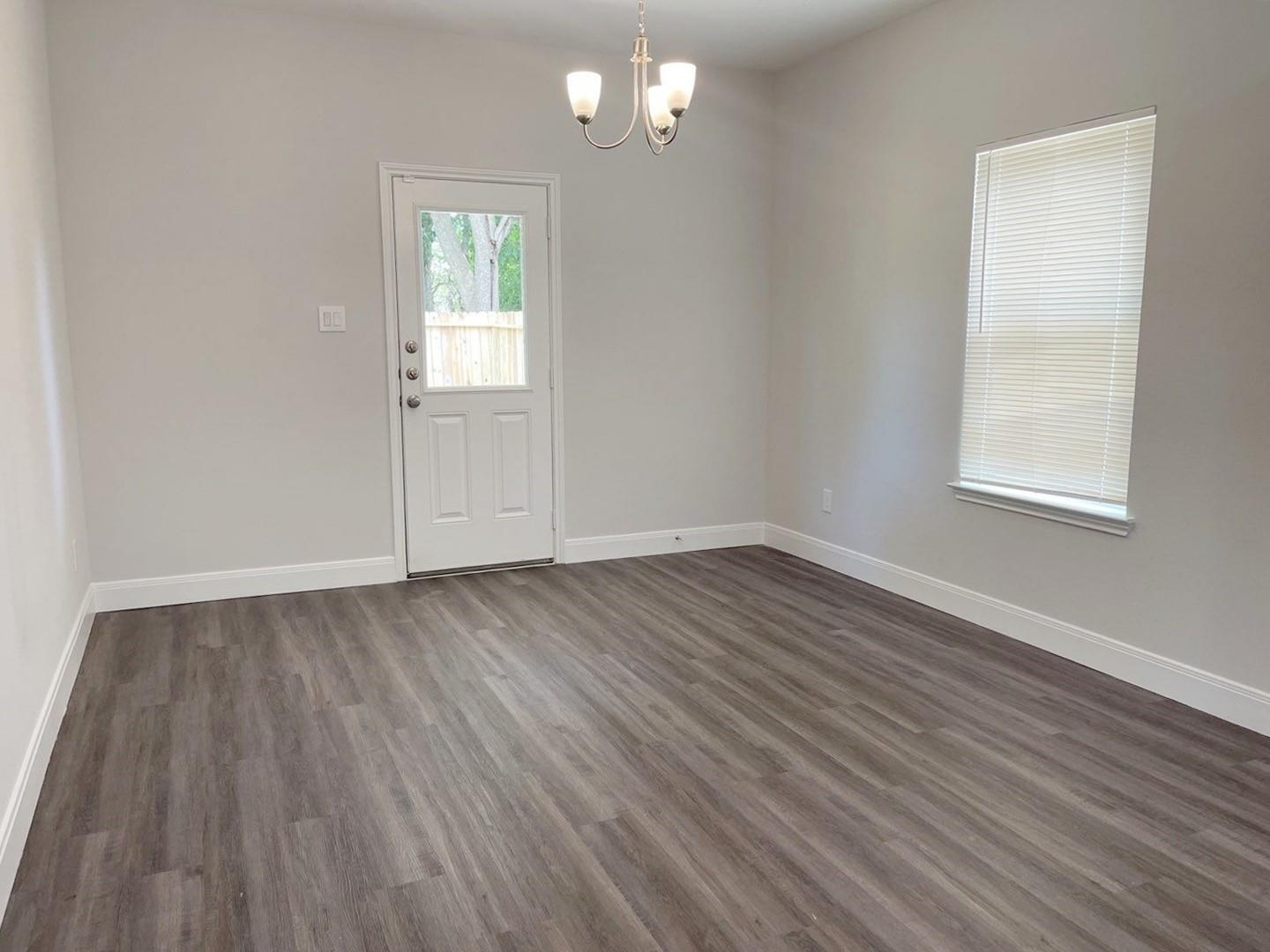 1029 Calvin Avenue B Property Photo 3