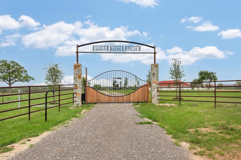 24600 Nine Bar Road Property Photo 1