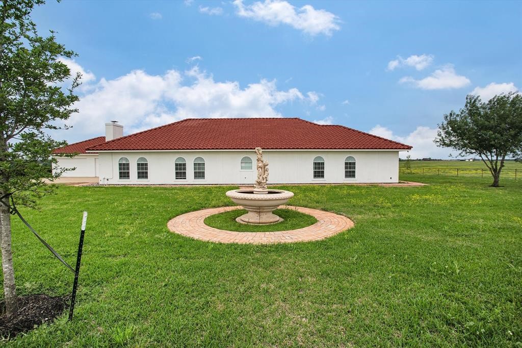 24600 Nine Bar Road Property Photo 3