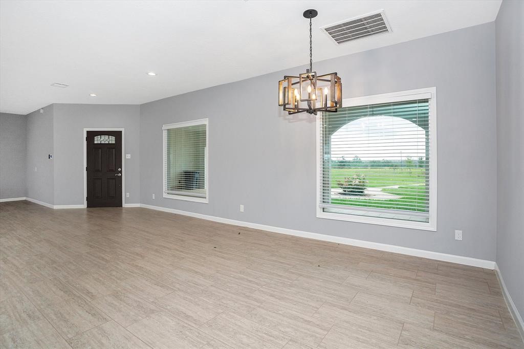 24600 Nine Bar Road Property Photo 5