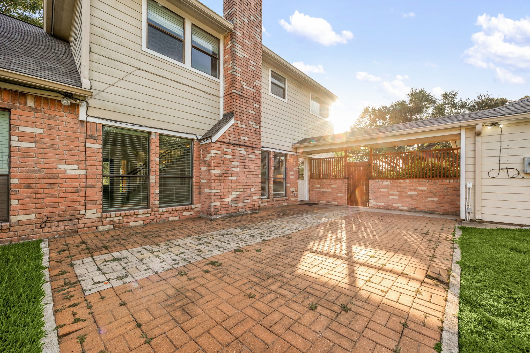 15526 Cabildo Drive Property Photo 8