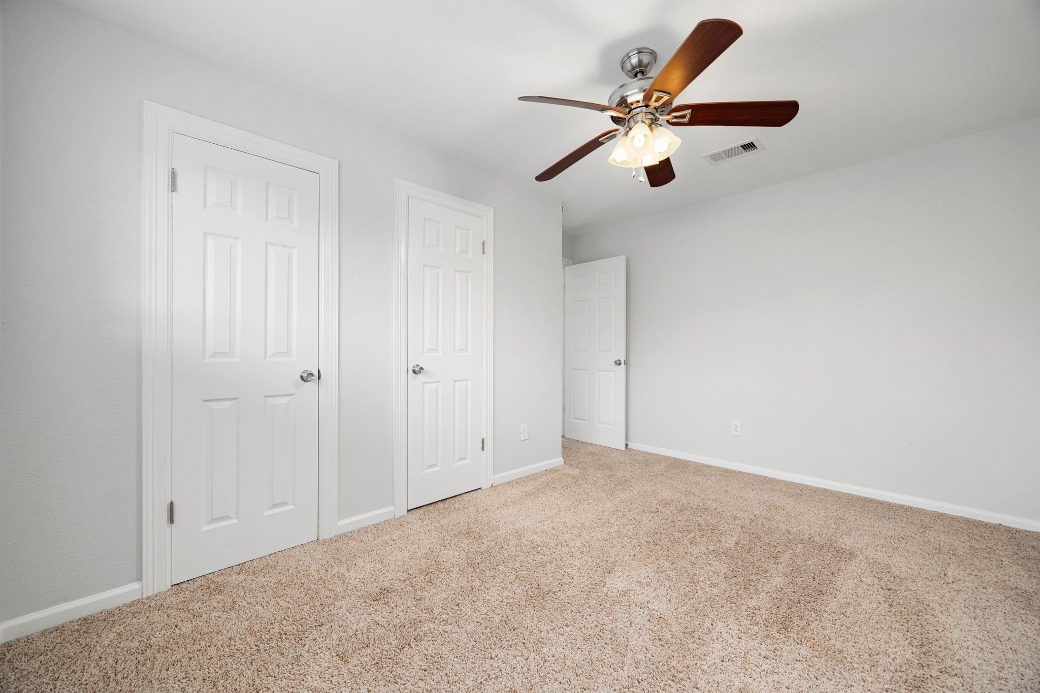 15526 Cabildo Drive Property Photo 10