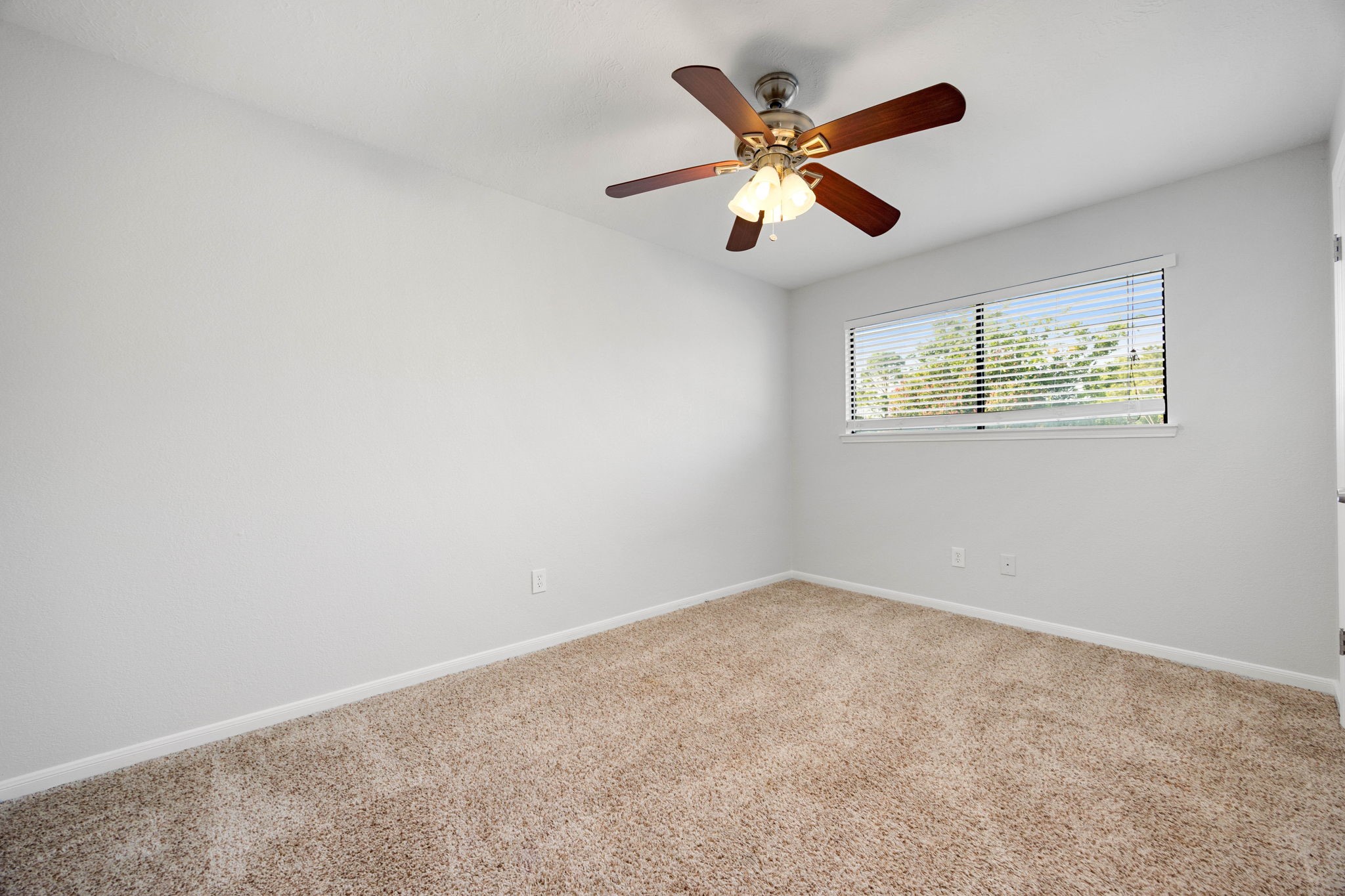 15526 Cabildo Drive Property Photo 11