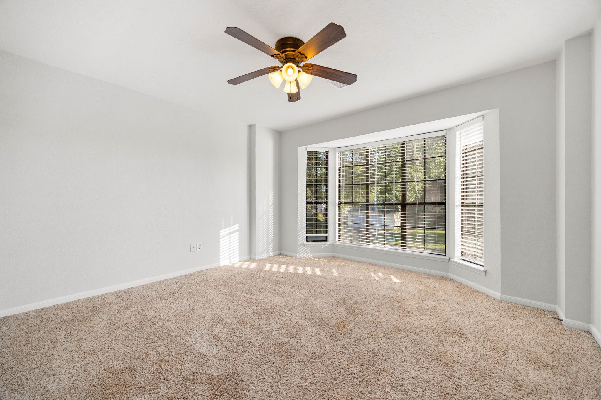 15526 Cabildo Drive Property Photo 18