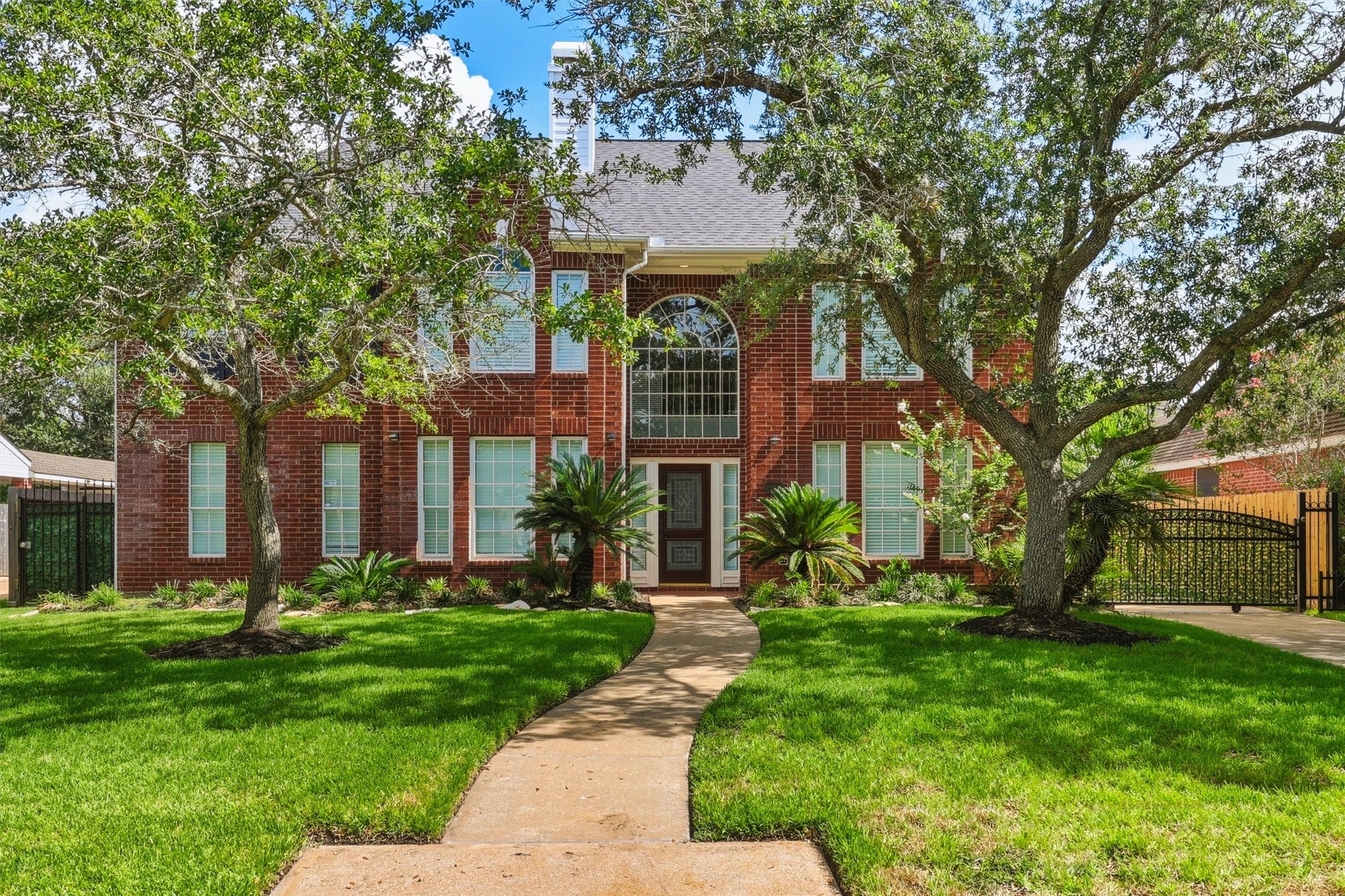 19226 Atherton Lane Property Photo 2