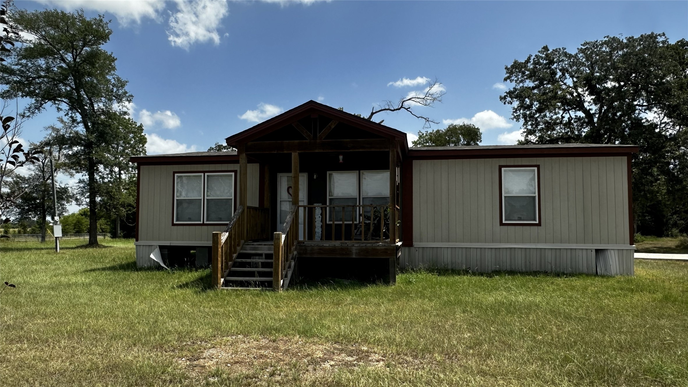 5232 Dawkins Road Property Photo 1