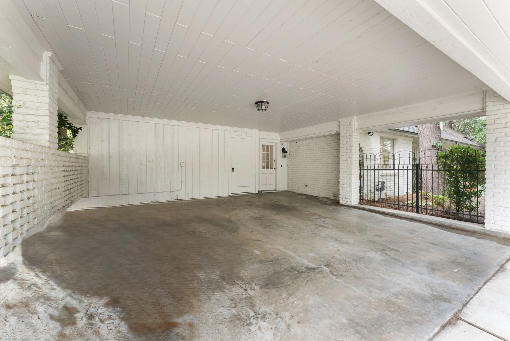 13643 Glen Erica Drive Property Photo 41