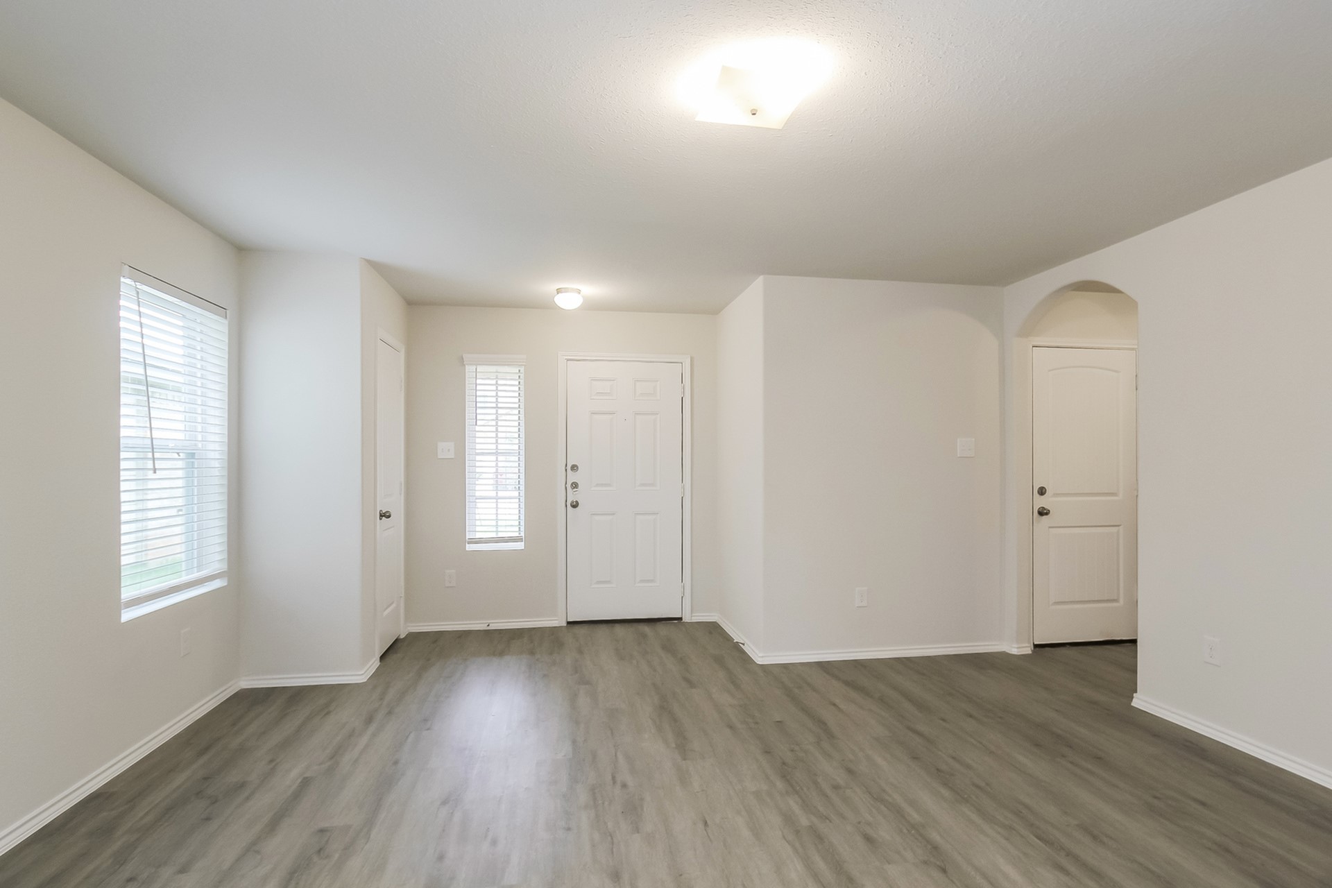 119 Cooper Creek Lane Property Photo 4