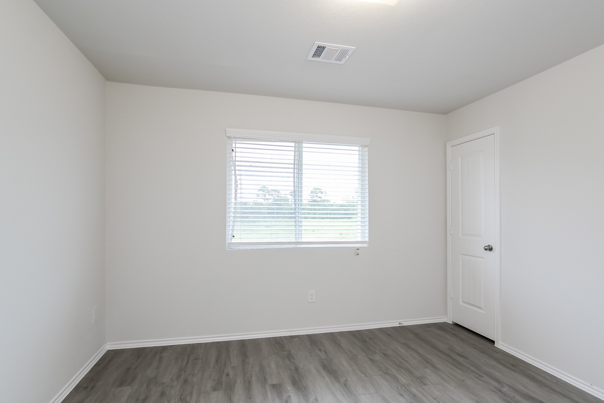 119 Cooper Creek Lane Property Photo 10