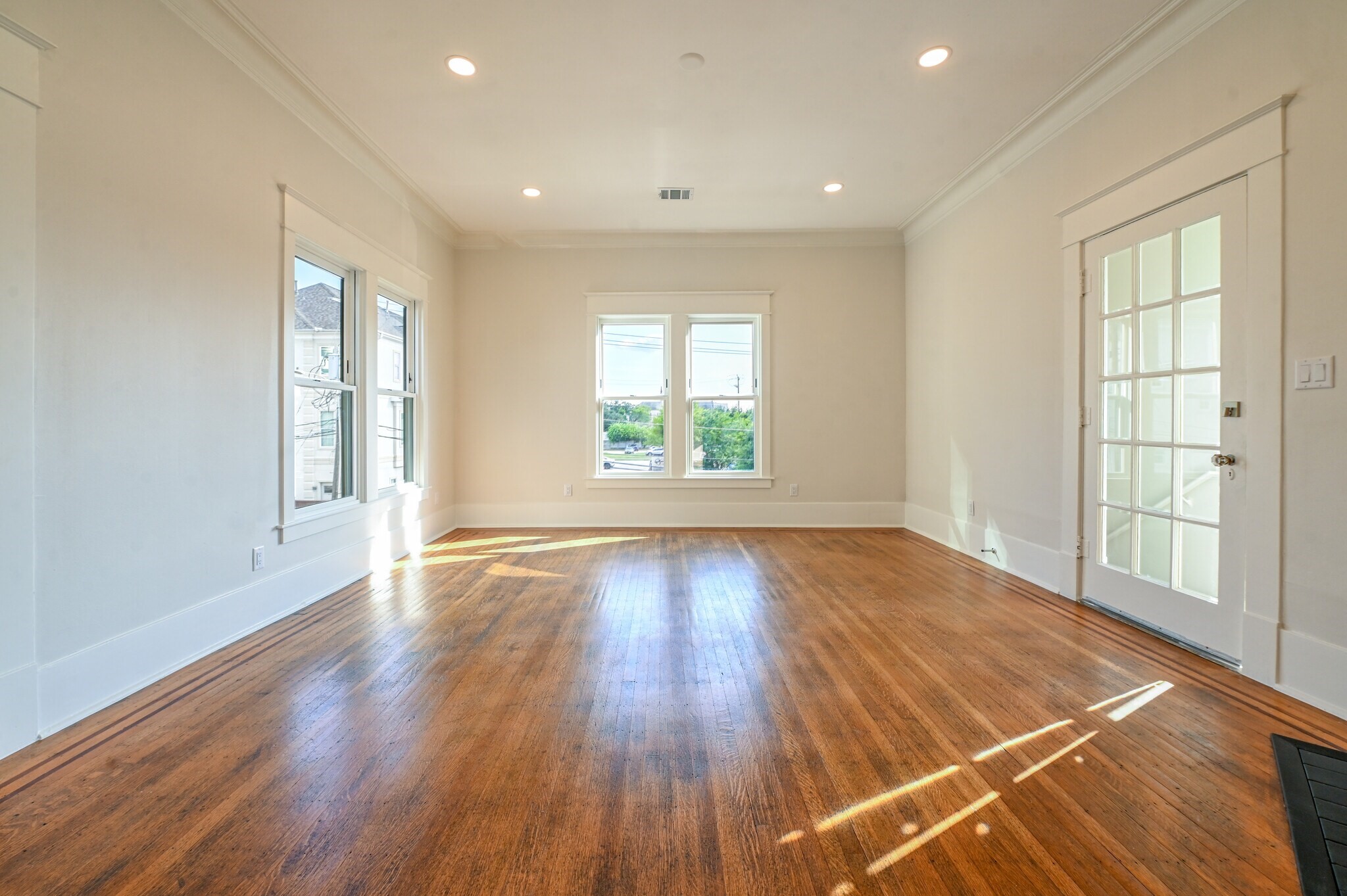 811 Stuart Street C Property Photo 5
