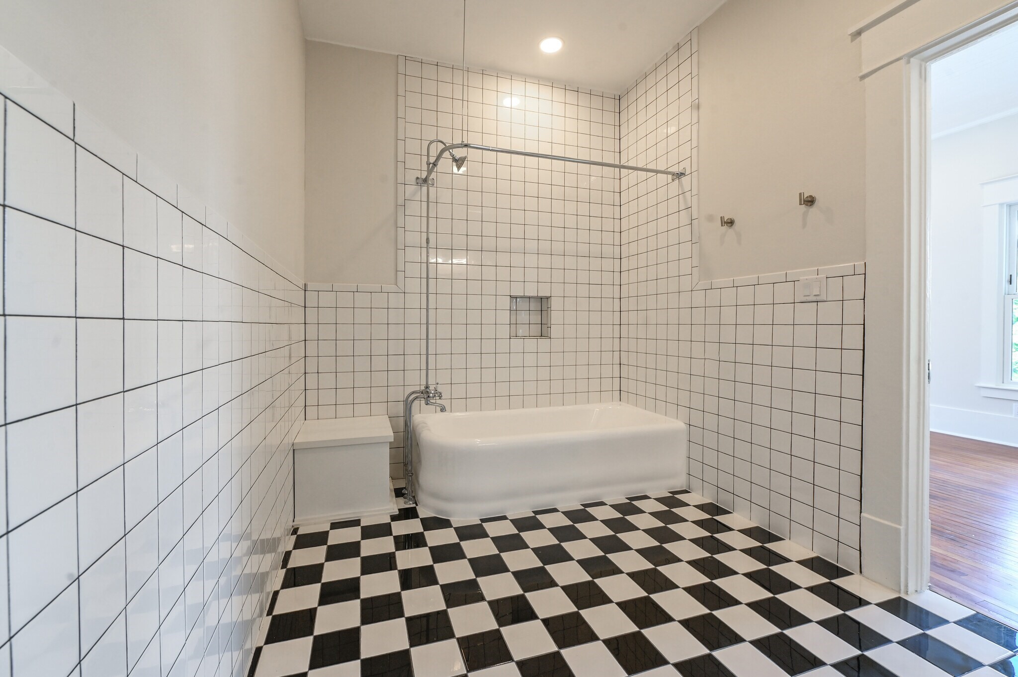 811 Stuart Street C Property Photo 12