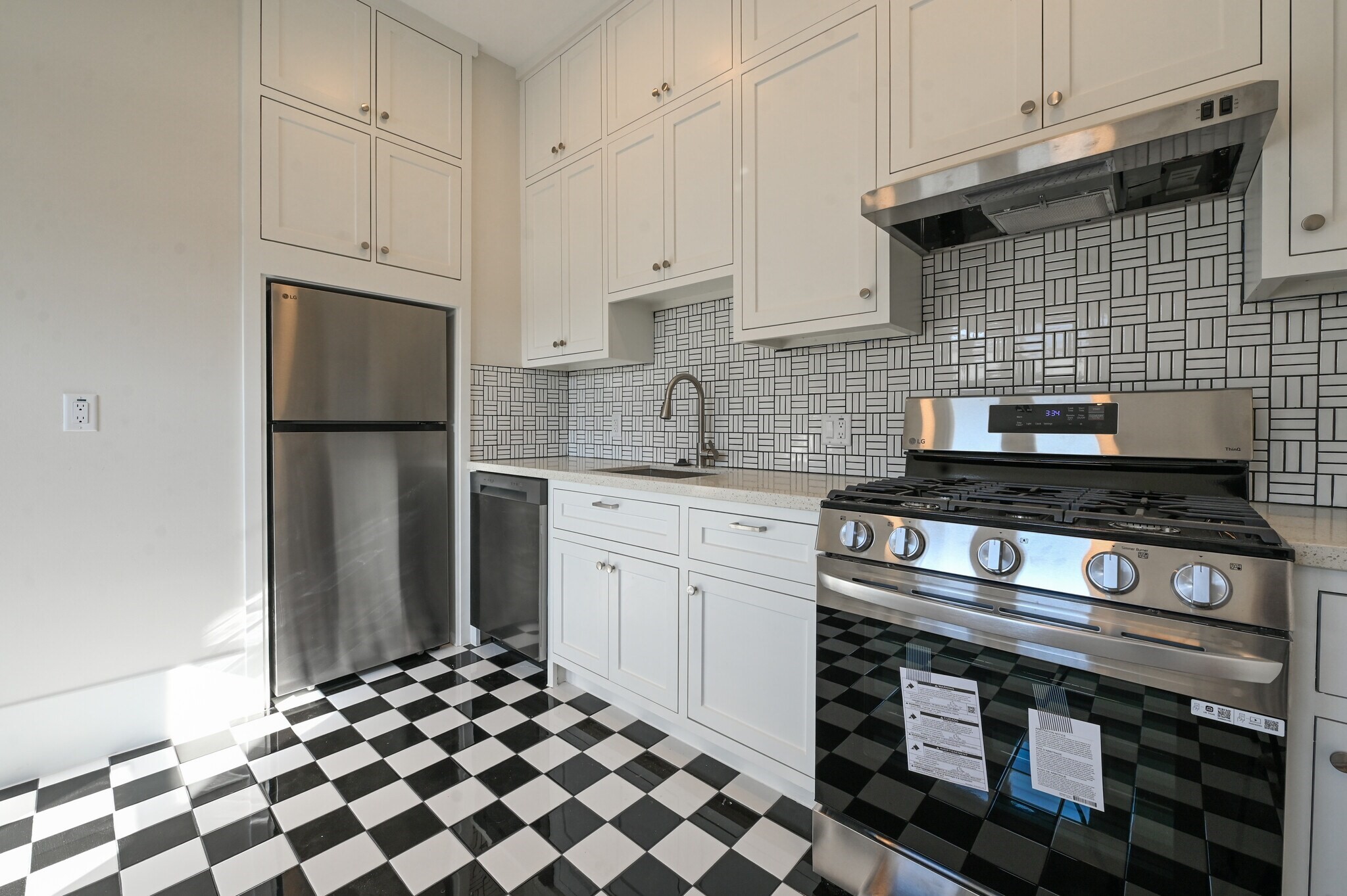 811 Stuart Street C Property Photo 15