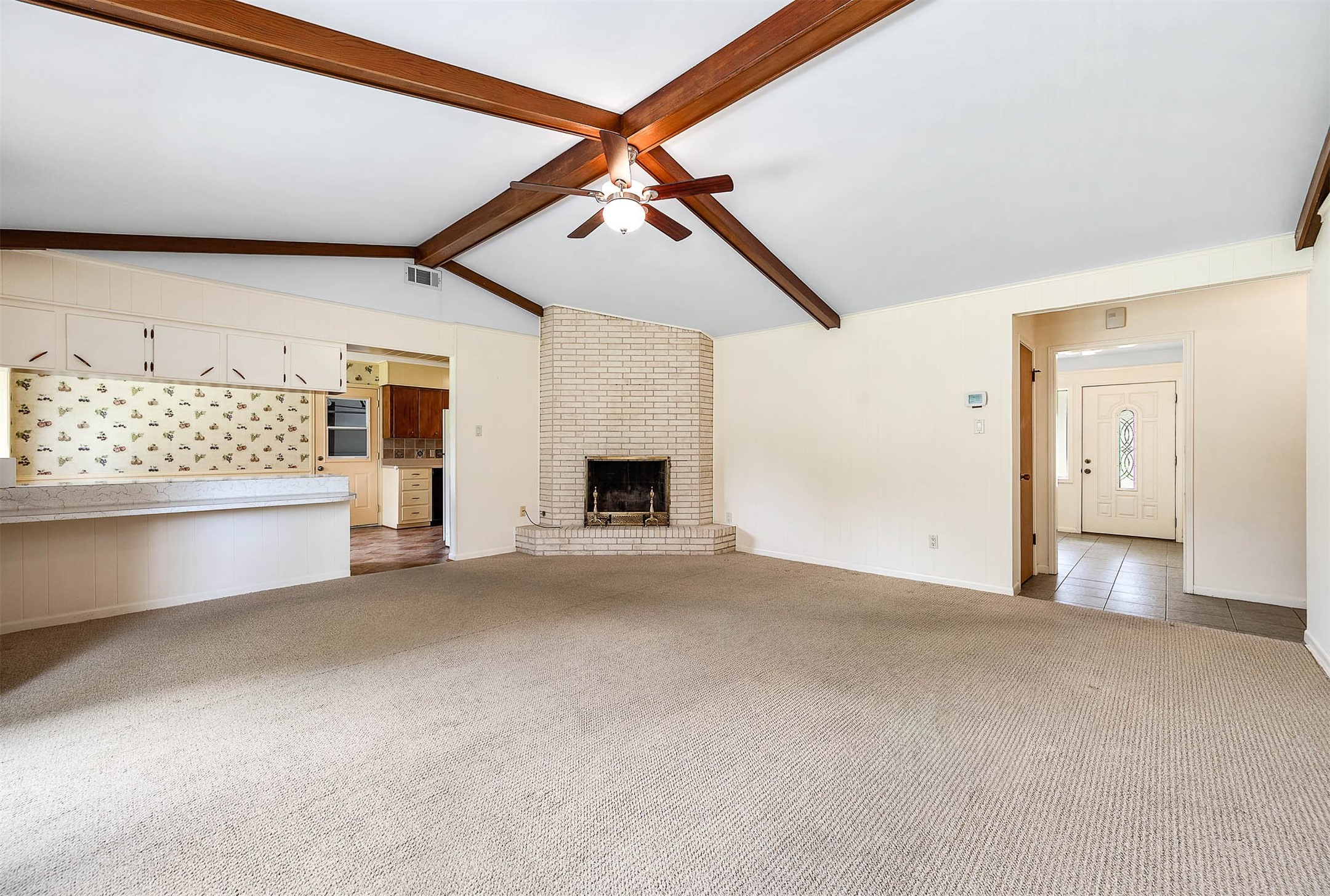 212 E Crestmont Drive Property Photo 19
