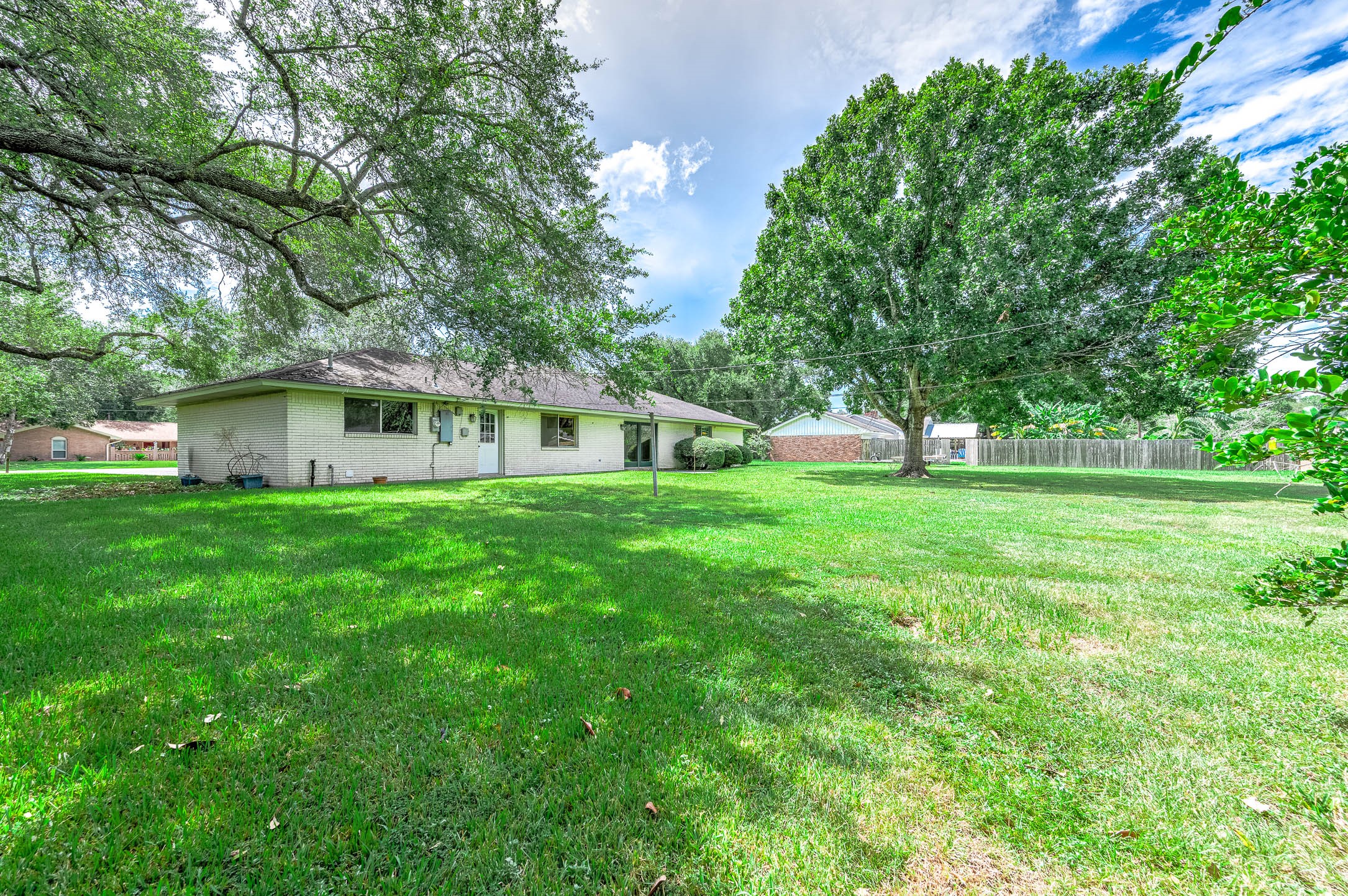 212 E Crestmont Drive Property Photo 43