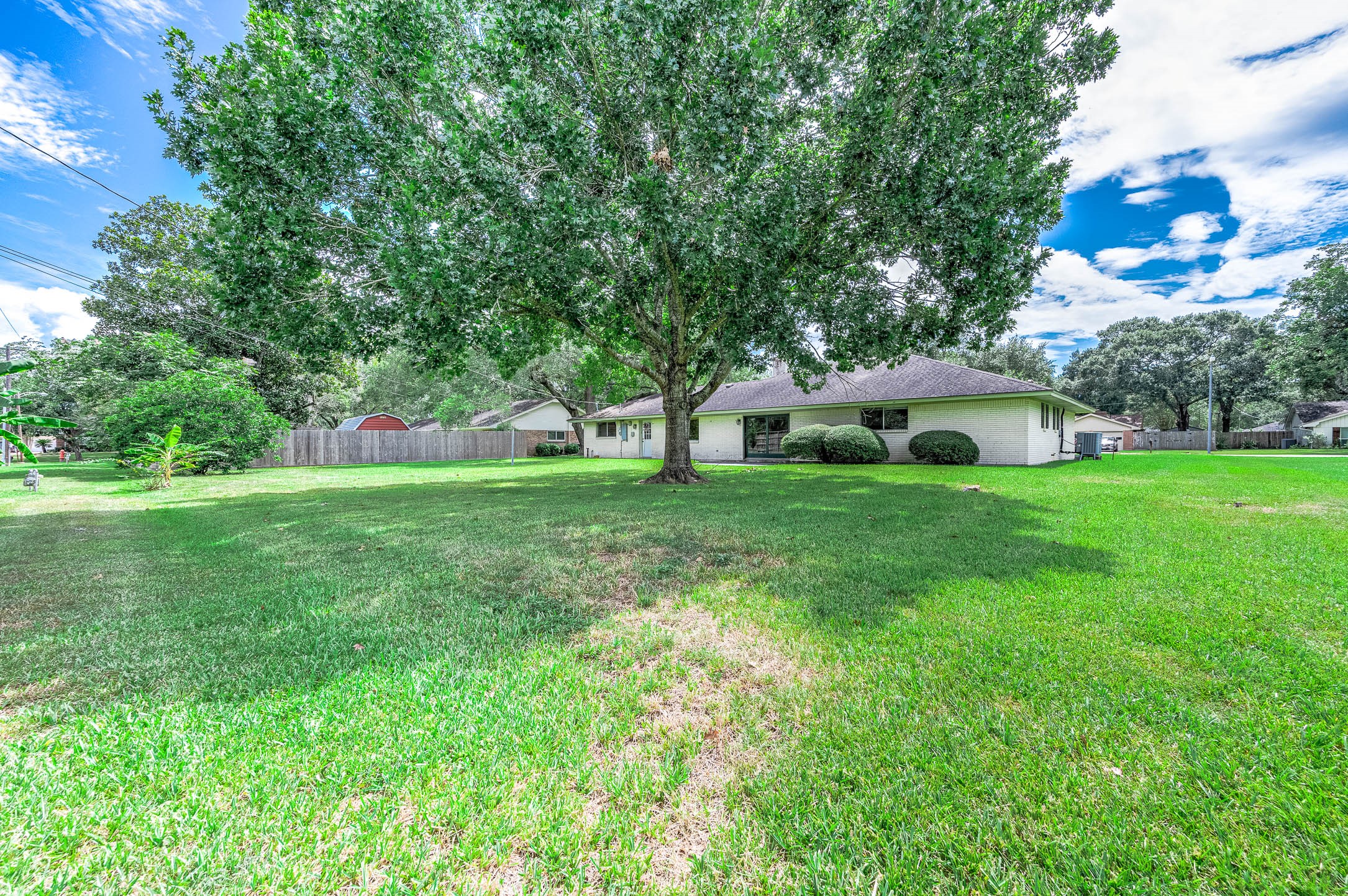 212 E Crestmont Drive Property Photo 44