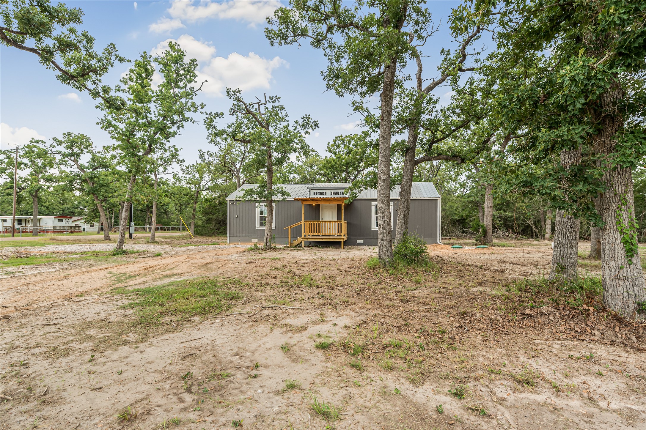 405 Wilderness Road Property Photo 1