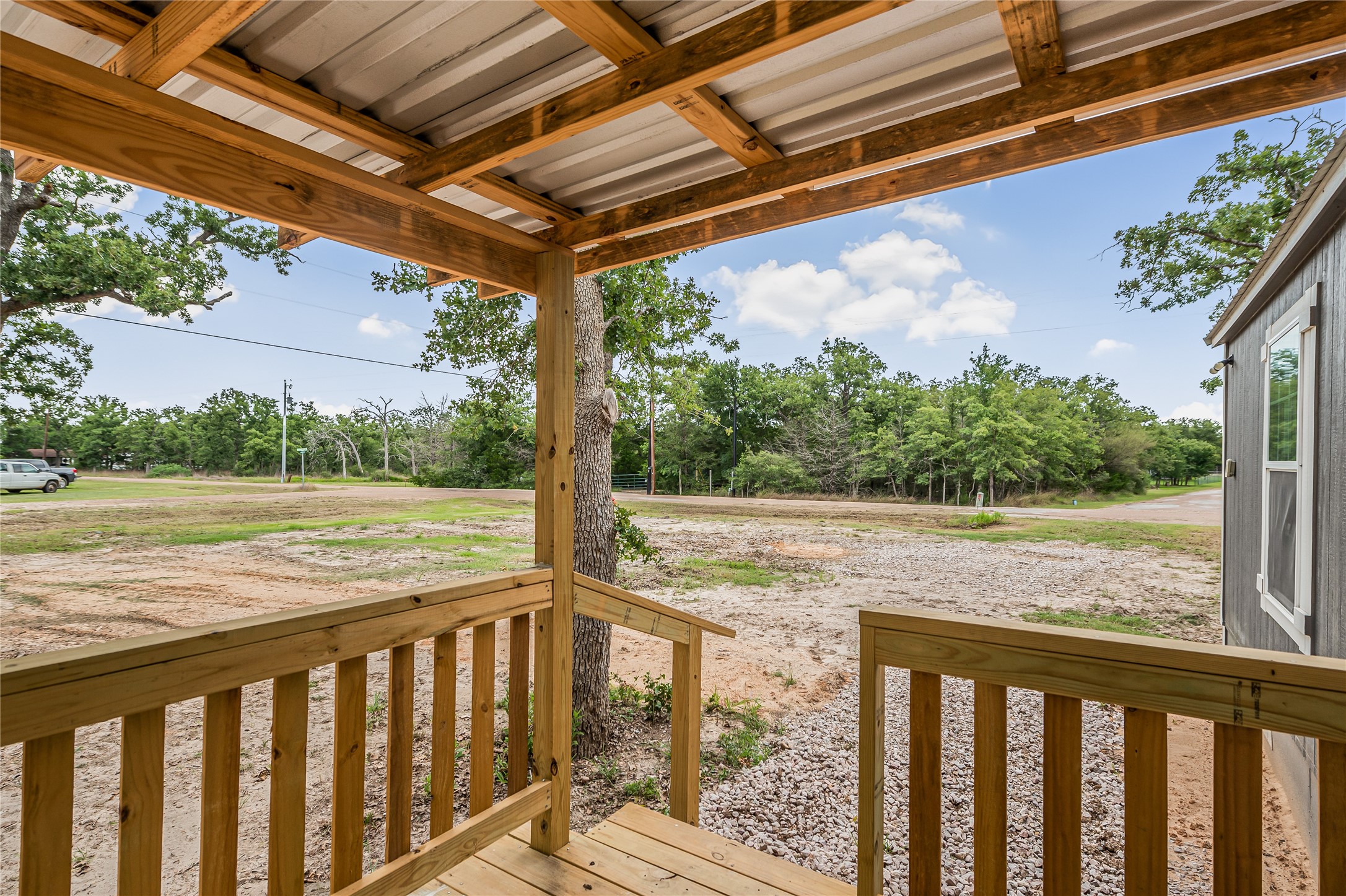 405 Wilderness Road Property Photo 10