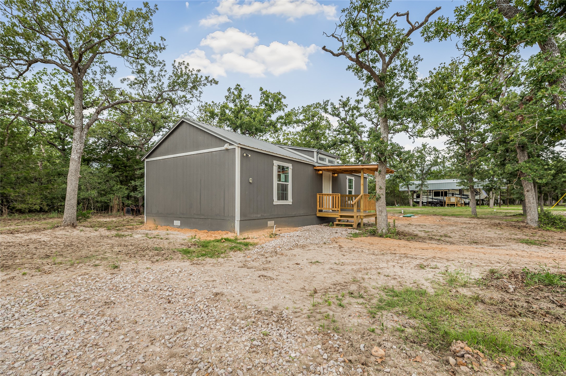 405 Wilderness Road Property Photo 13
