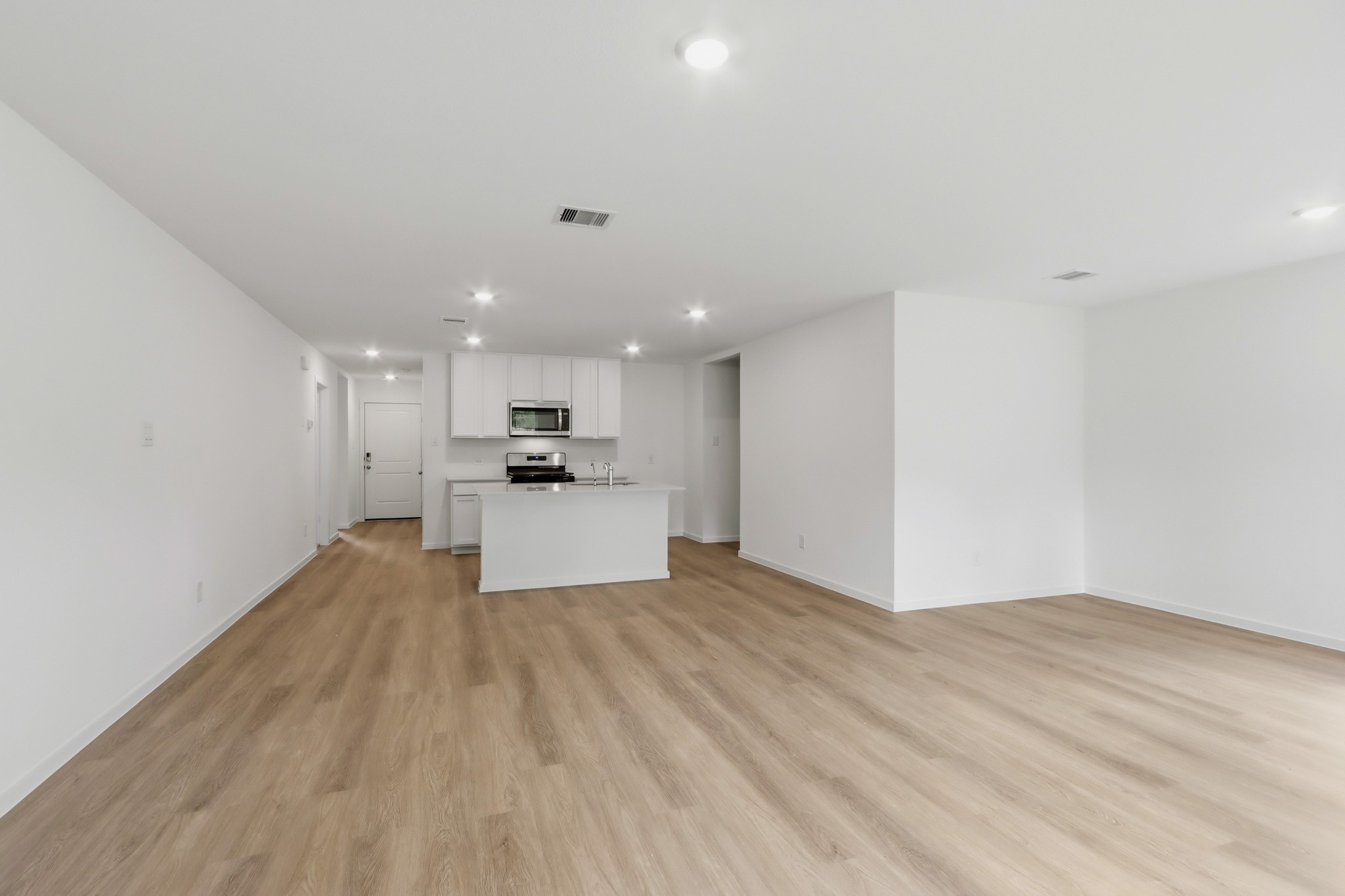 23737 Golden Pheasant Lane Property Photo 6