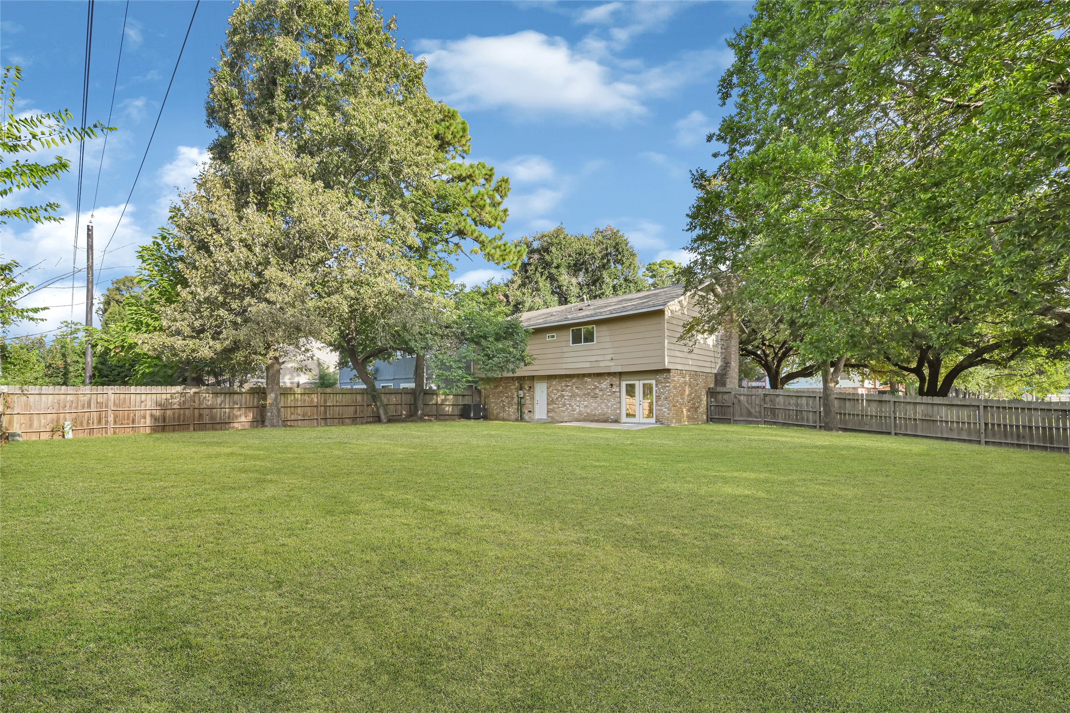 8610 Timber View Drive Property Photo 4
