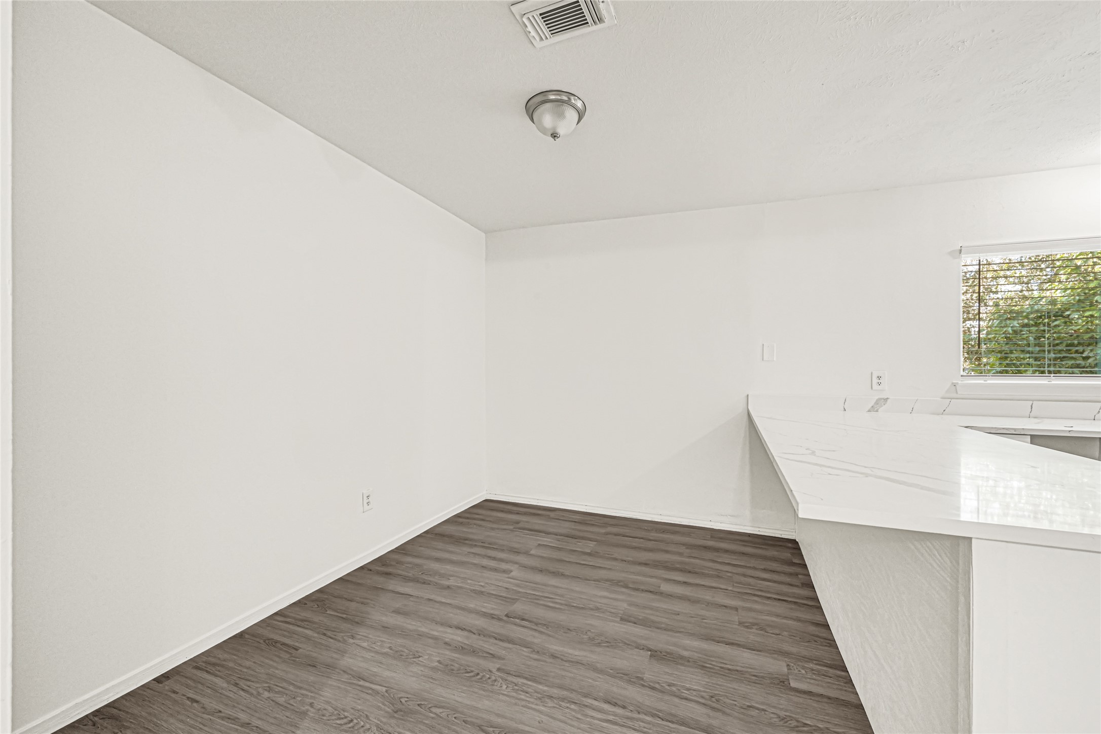 8610 Timber View Drive Property Photo 15