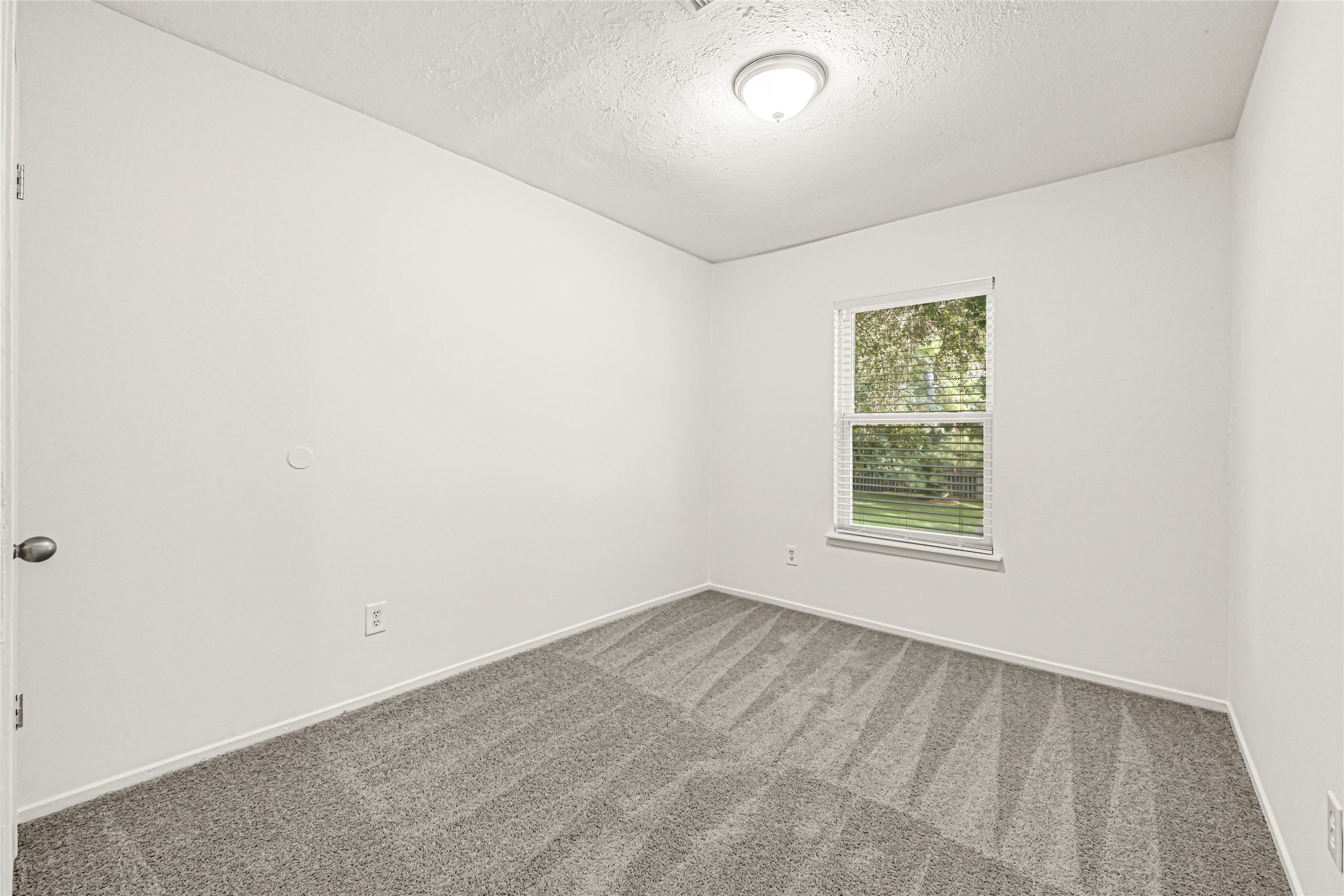 8610 Timber View Drive Property Photo 21