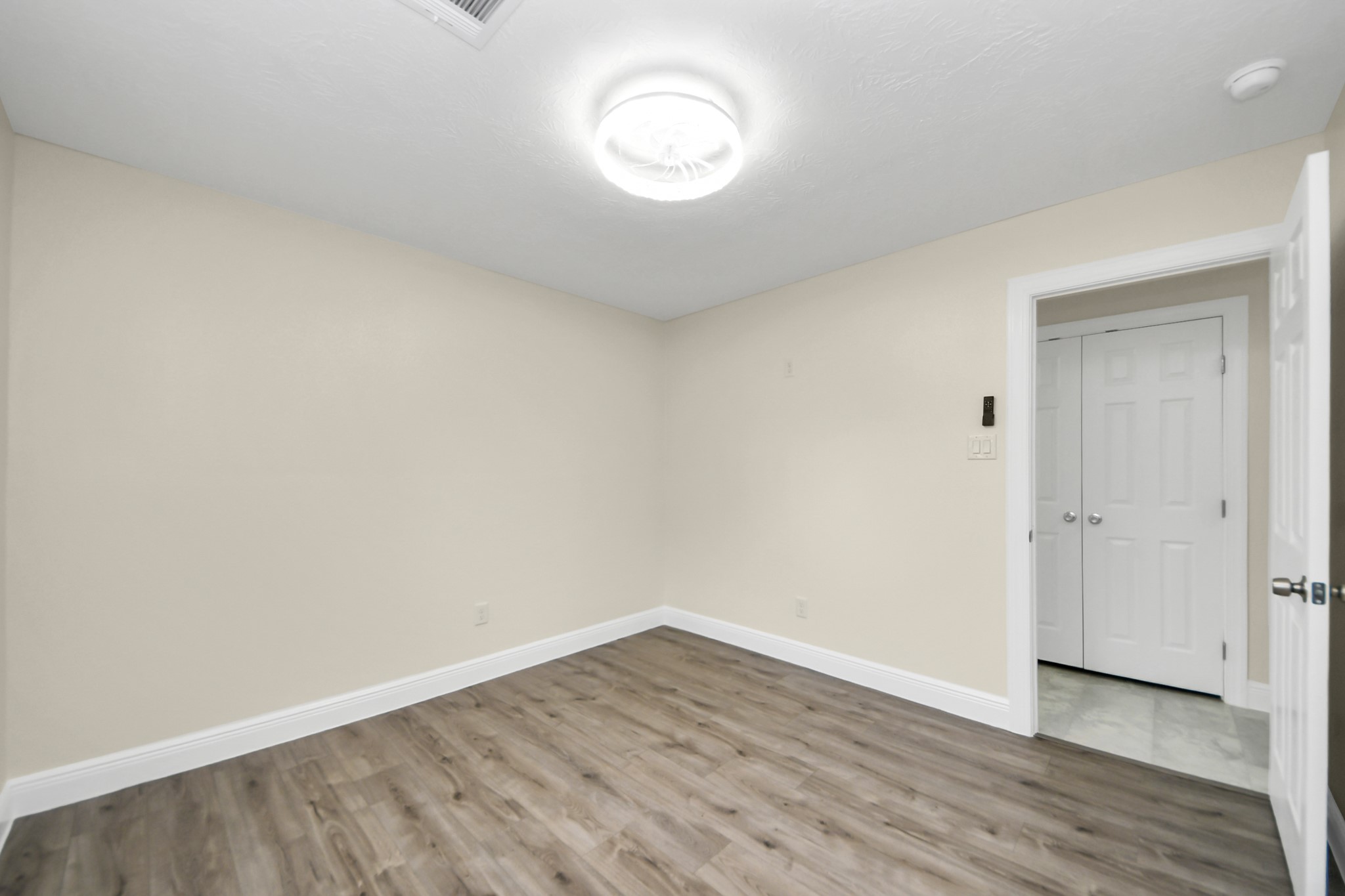 7066 Villa Street A Property Photo 22