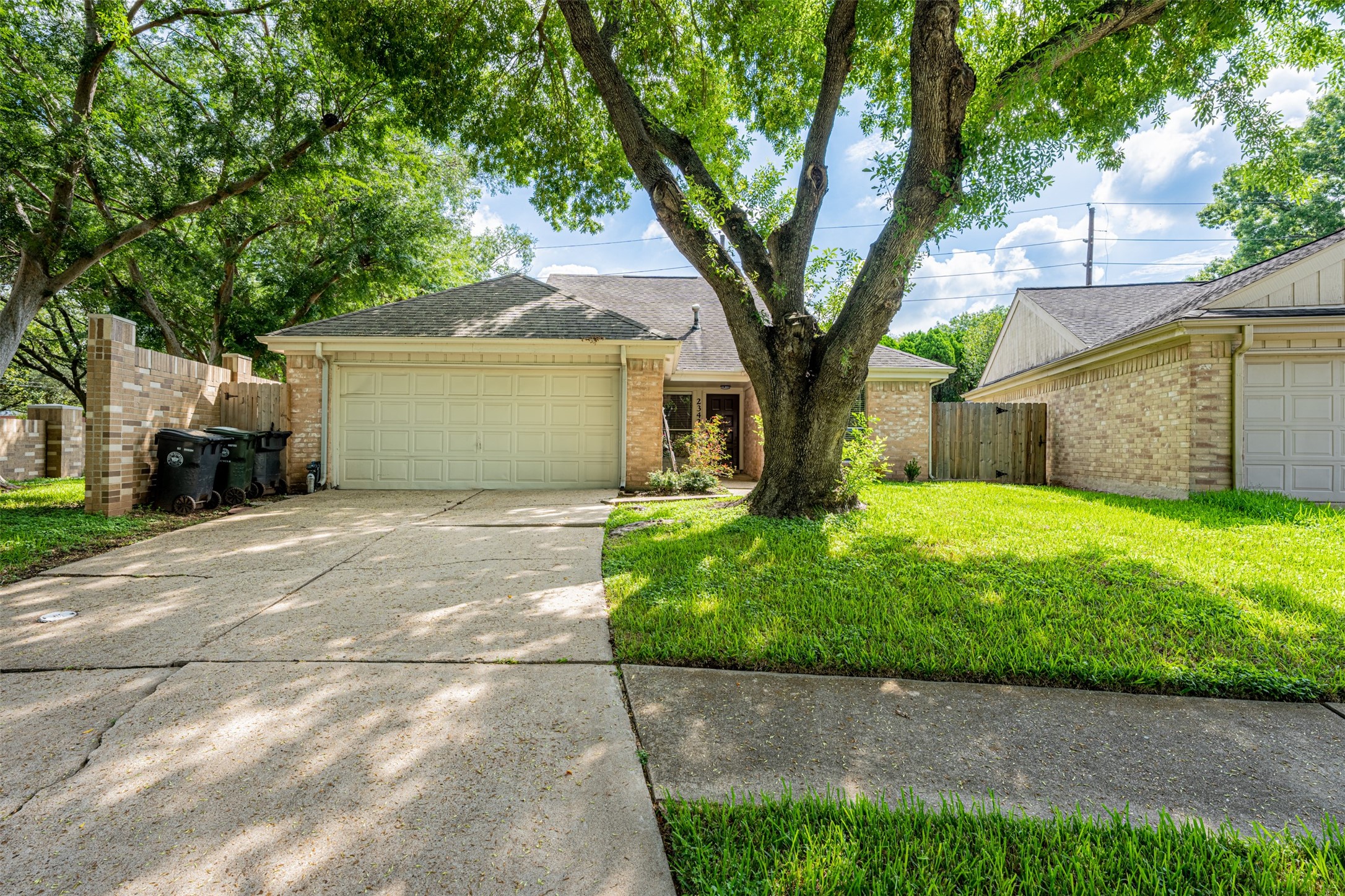2342 Sunset Trail Property Photo 1
