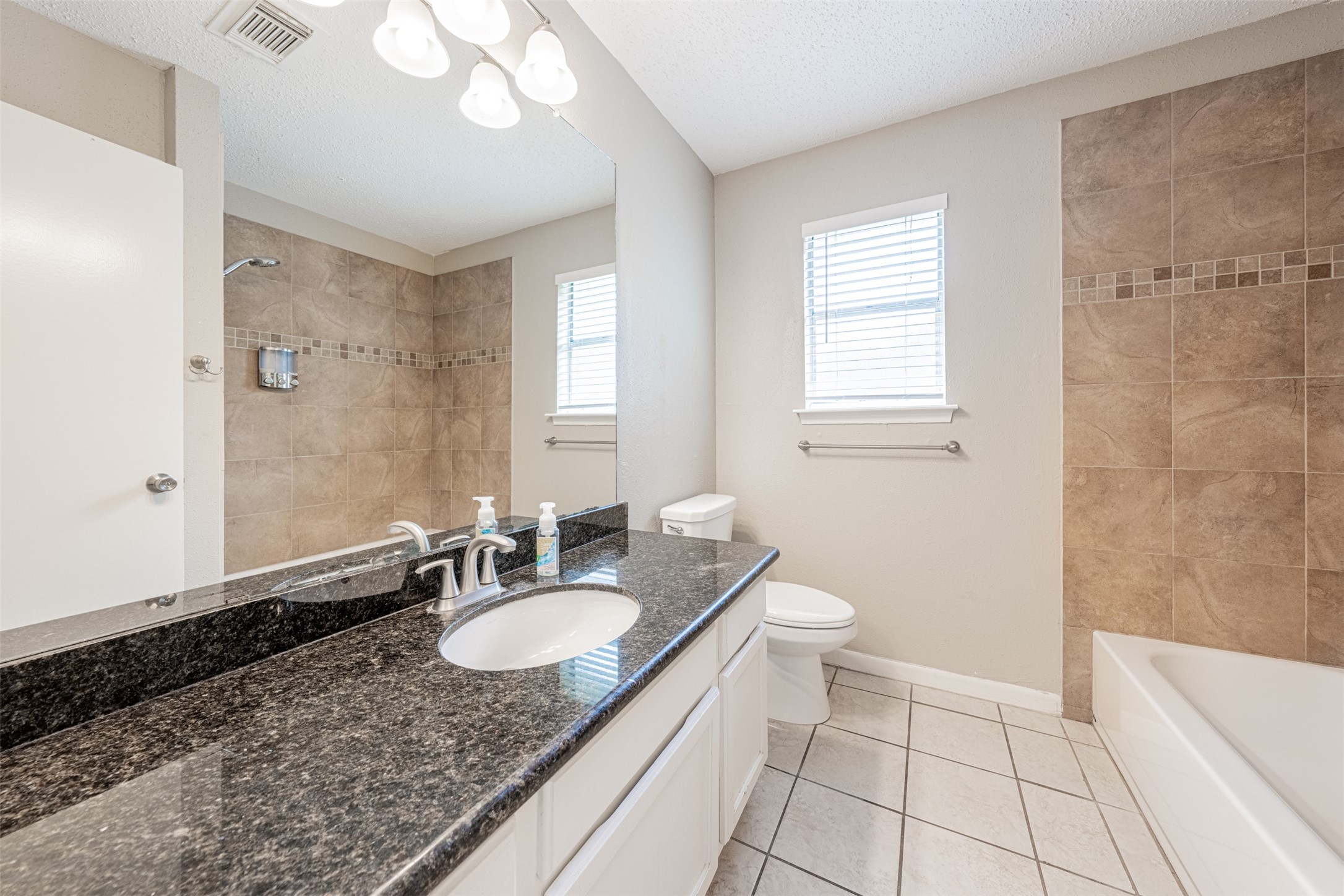 2342 Sunset Trail Property Photo 19