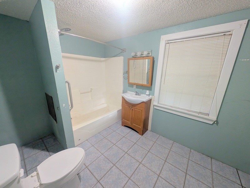 1201 Brazos Street E Property Photo 9