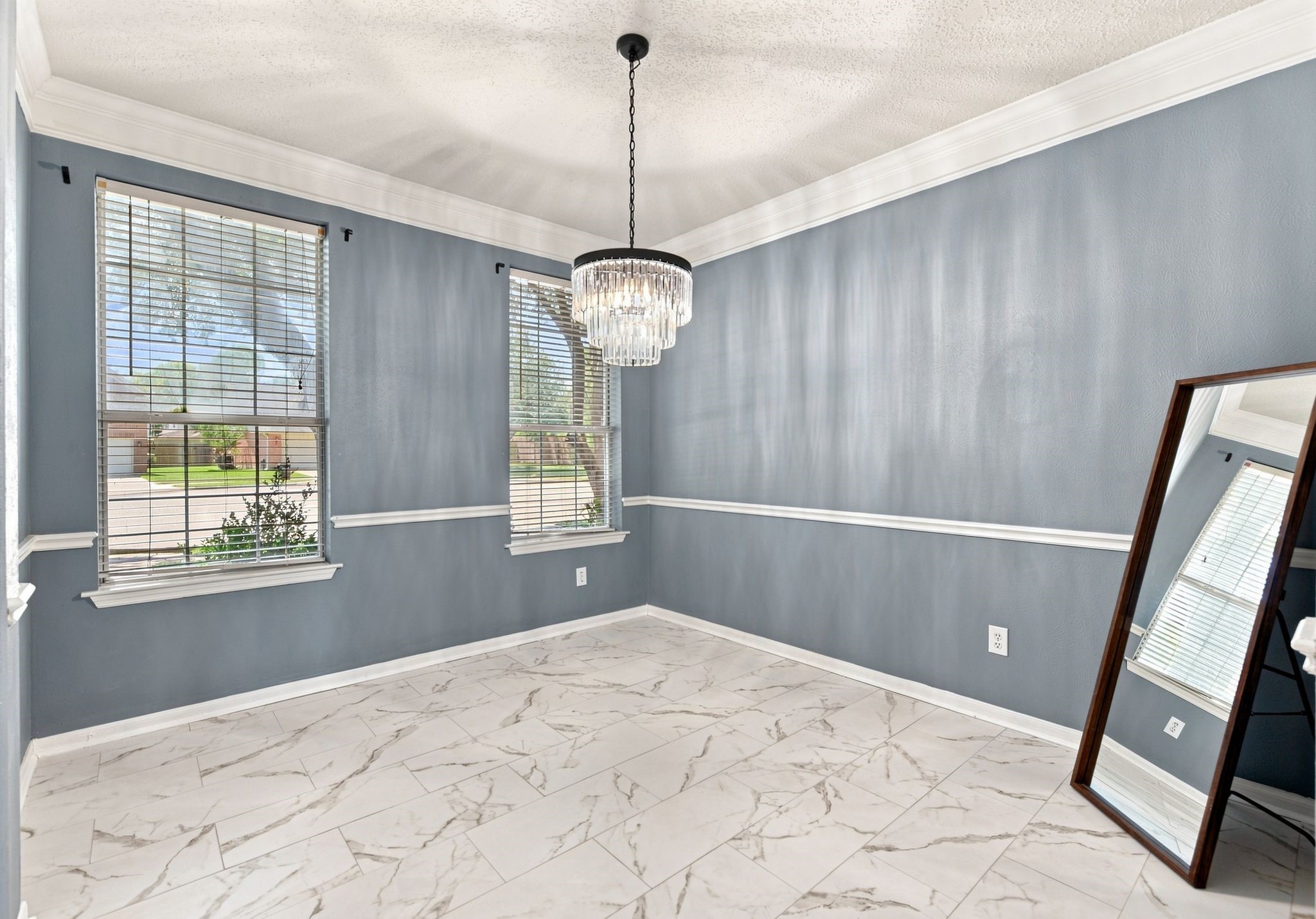 13507 Willow Heights Court Property Photo 15