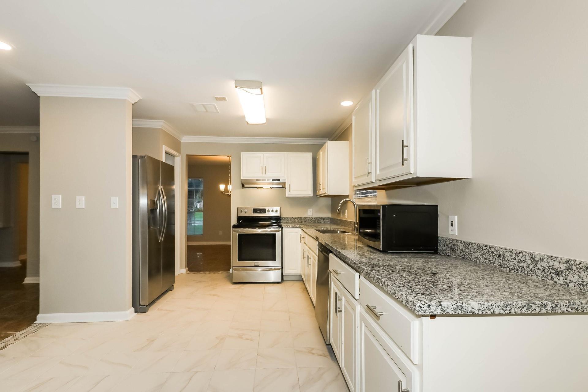 1506 Castlerock Drive Property Photo 8