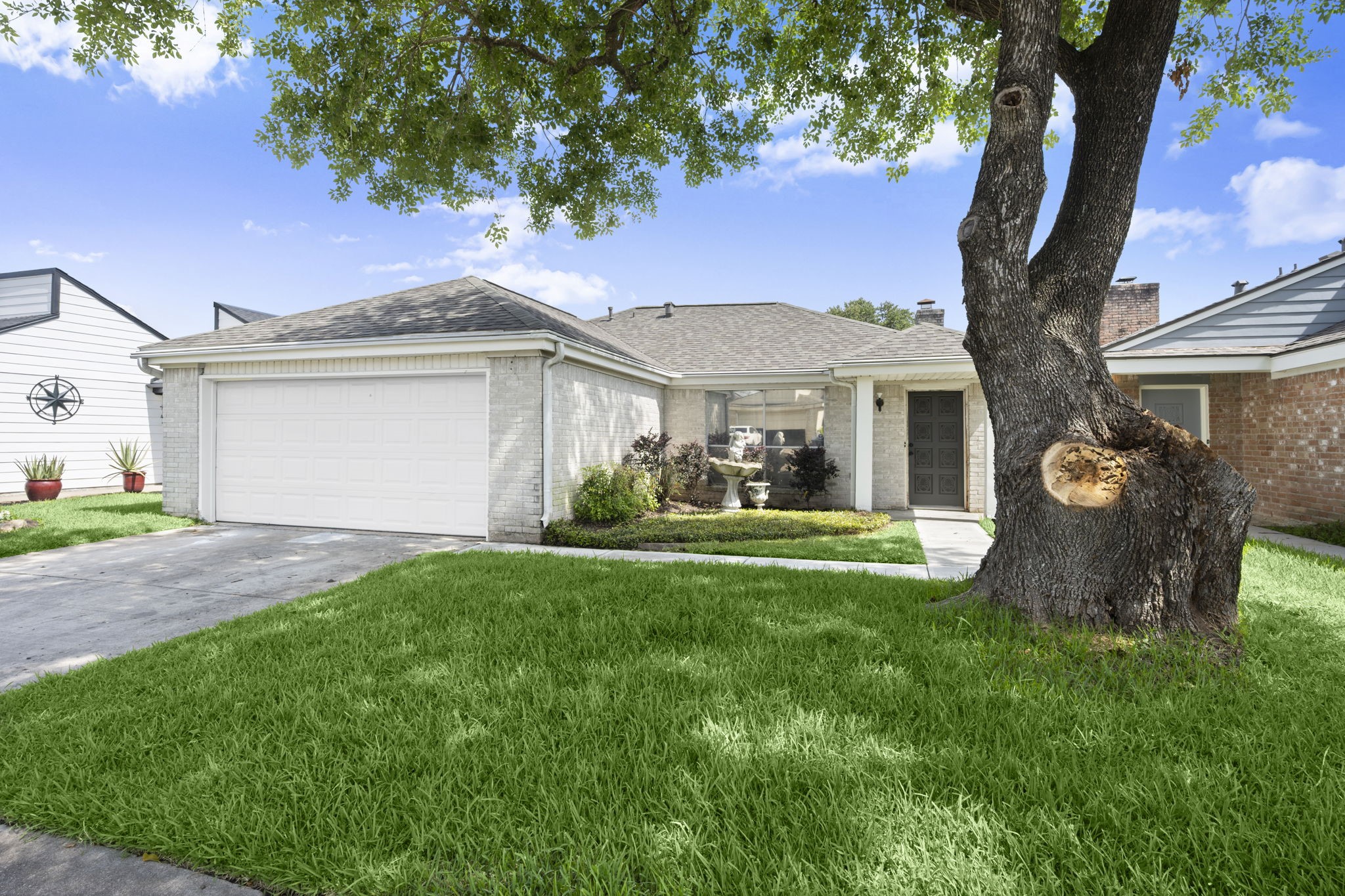 11534 Willwood Drive Property Photo 2