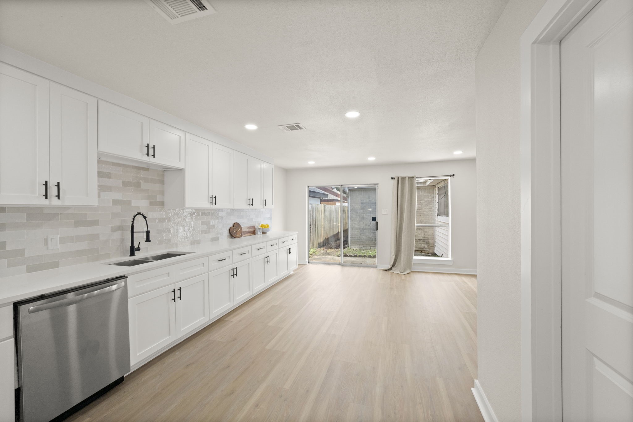 11534 Willwood Drive Property Photo 18