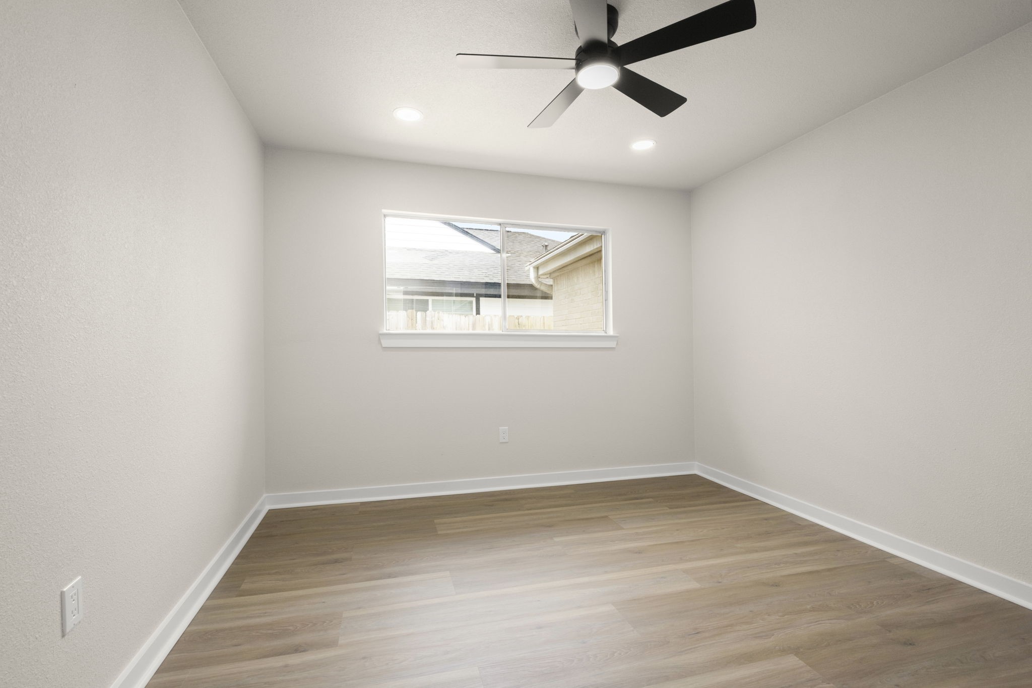 11534 Willwood Drive Property Photo 23