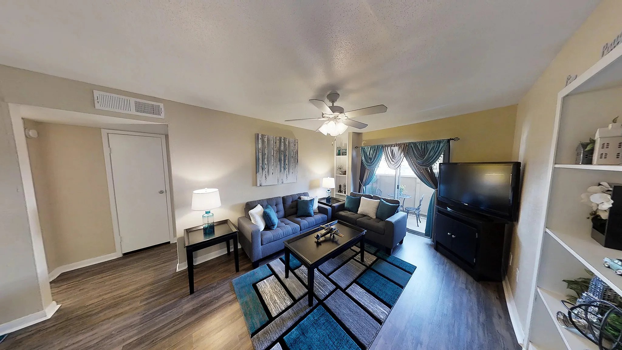 8455 Will Clayton Parkway 912 Property Photo 6