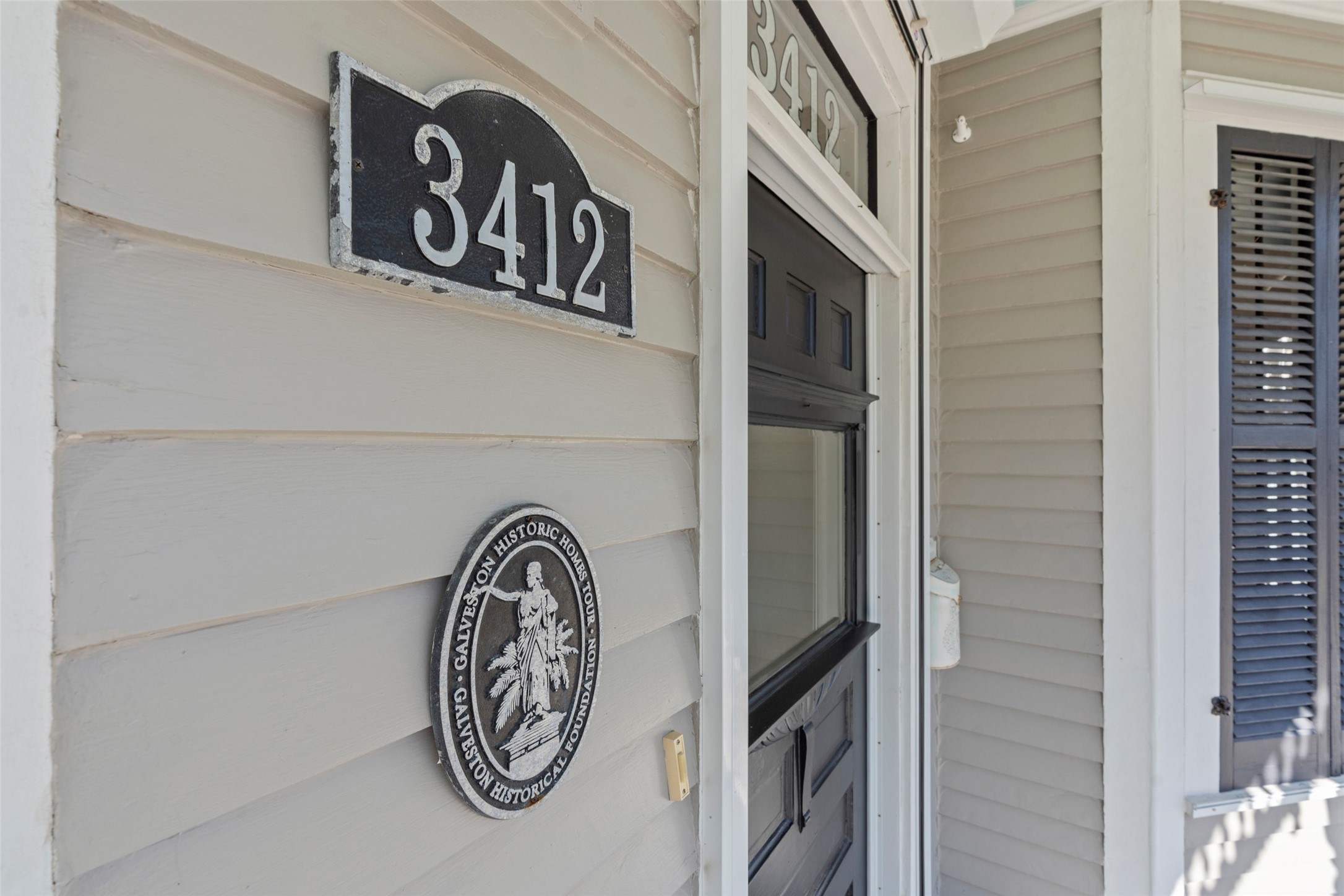 3412 Avenue O Property Photo 9