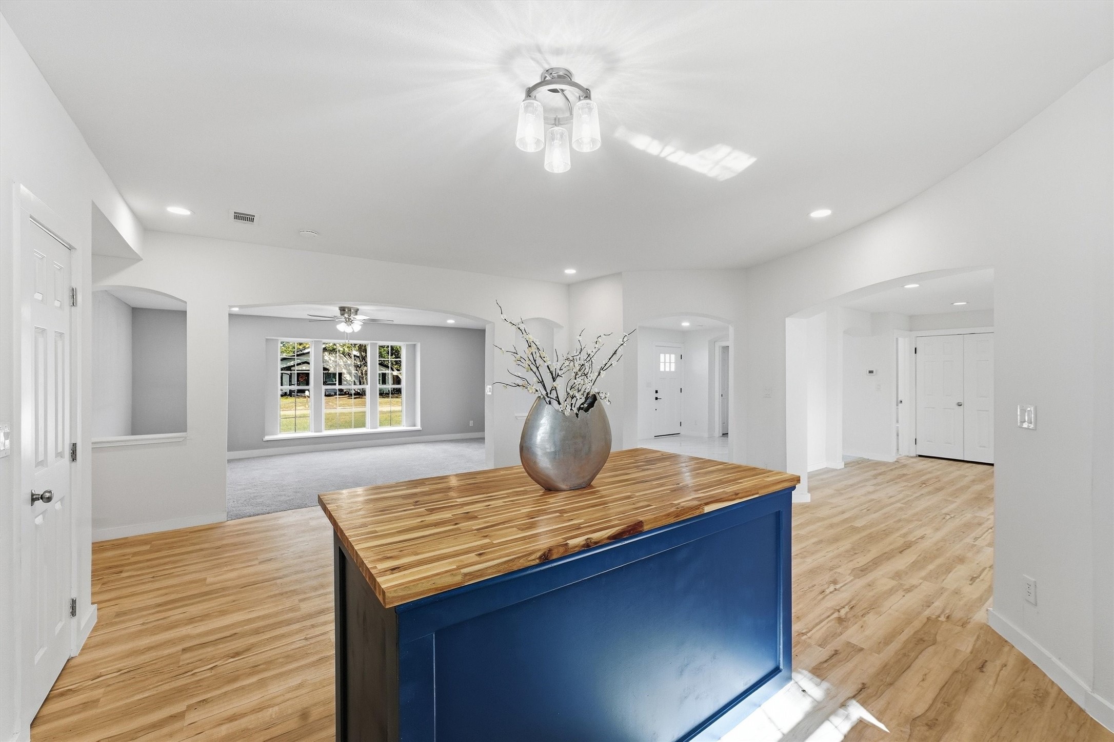 1740 6th Street Property Photo 3