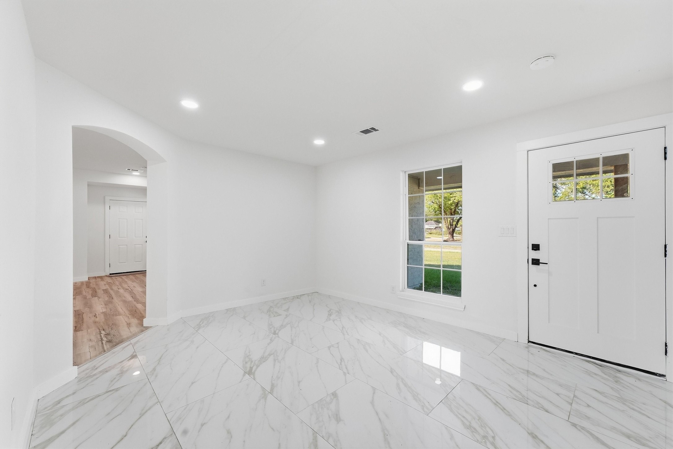 1740 6th Street Property Photo 7