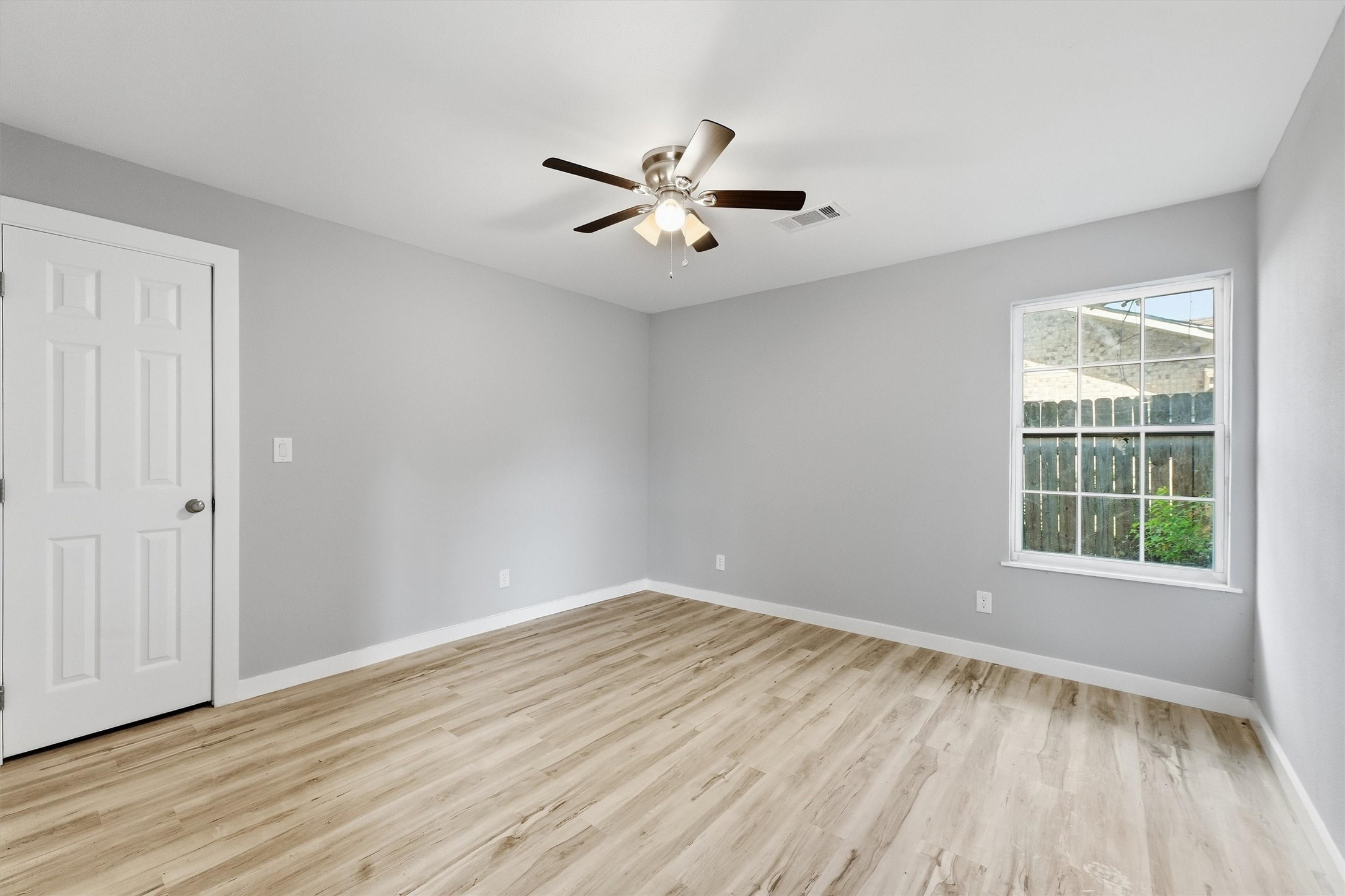 1740 6th Street Property Photo 15