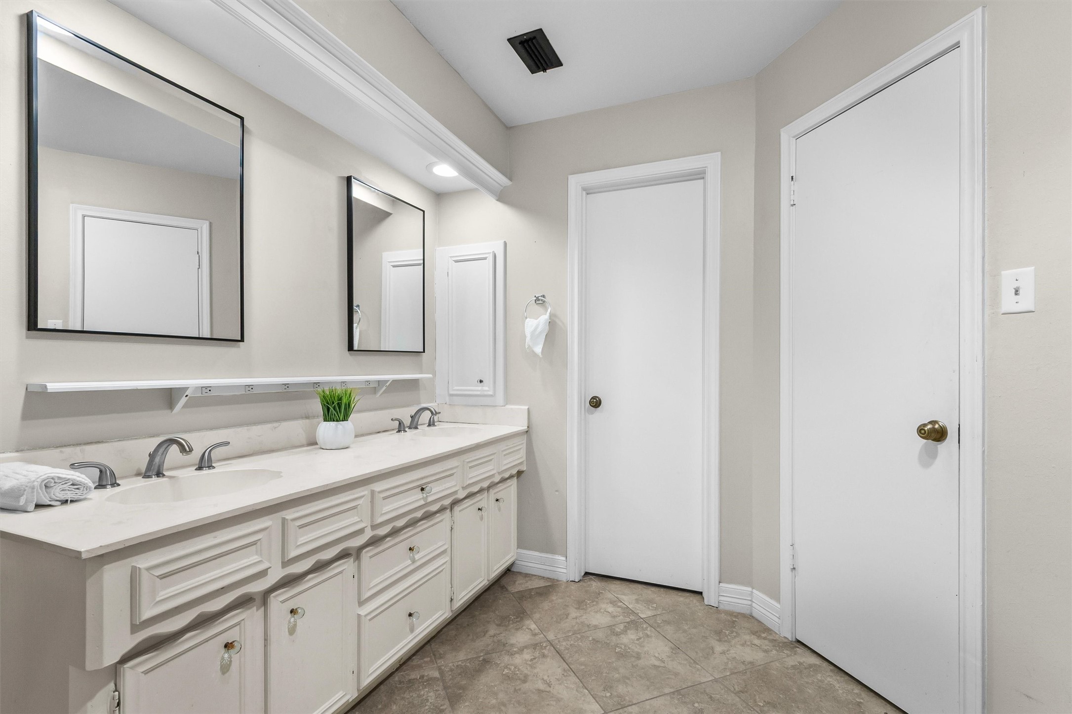 13611 Charwell Crossing Lane Property Photo 33