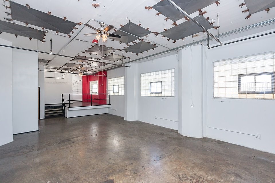 2400 S Ervay St Property Photo 3