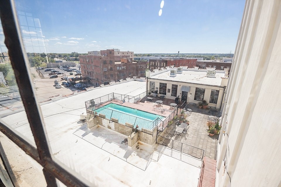2400 S Ervay St Property Photo 10
