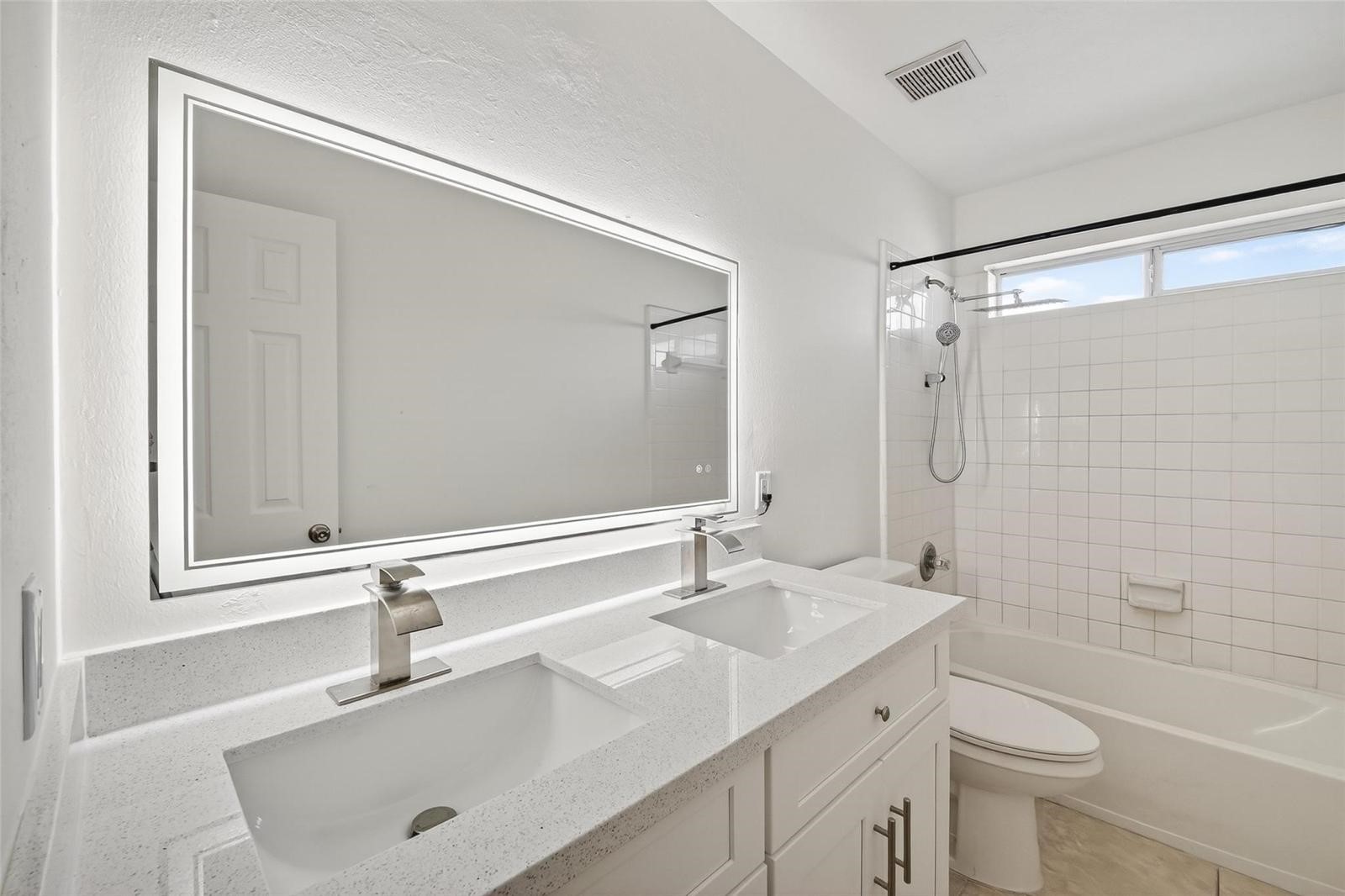 10319 Stanbrook Drive Property Photo 17